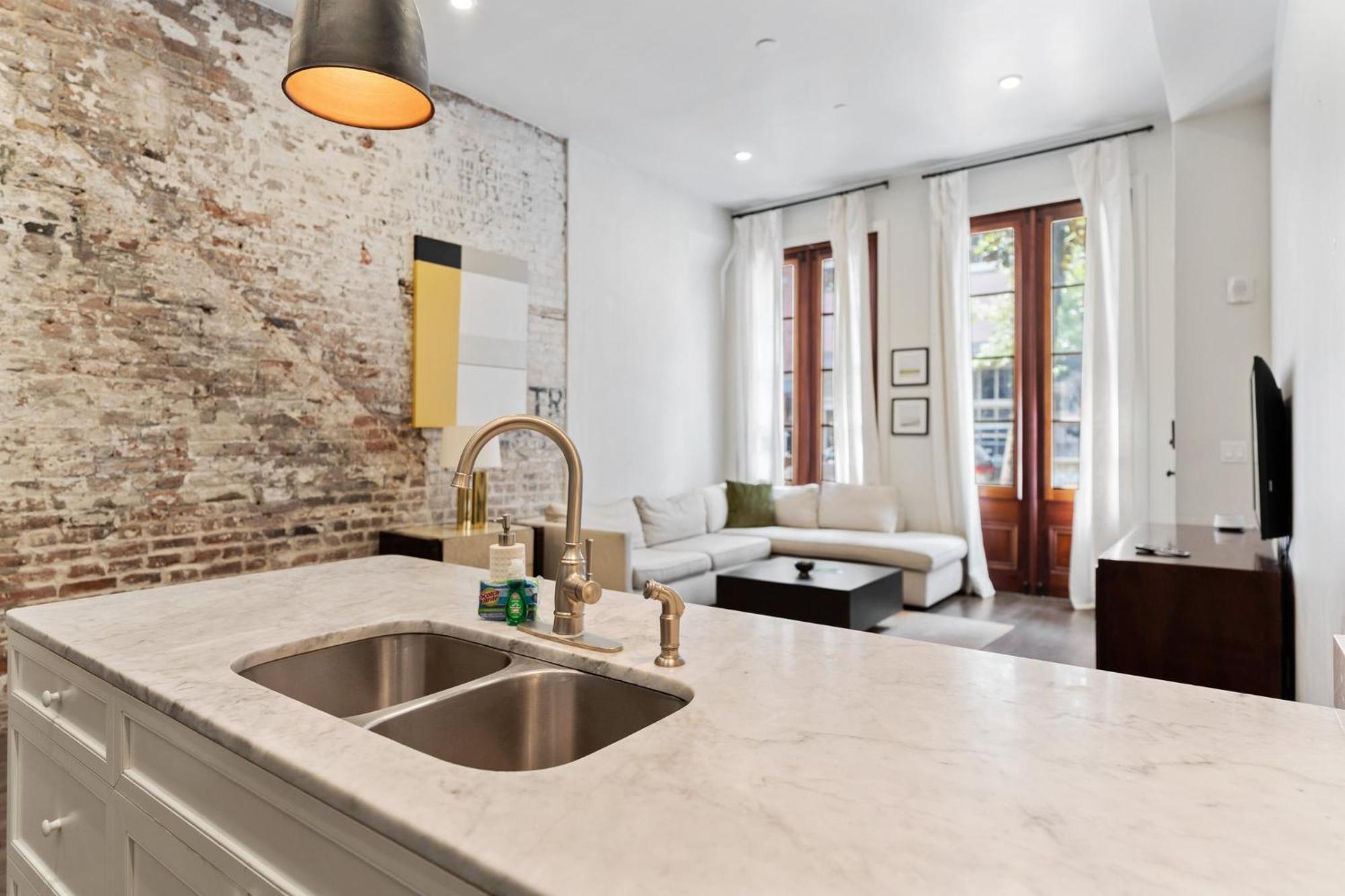 Group-friendly Nola Near Bourbon New Orleans