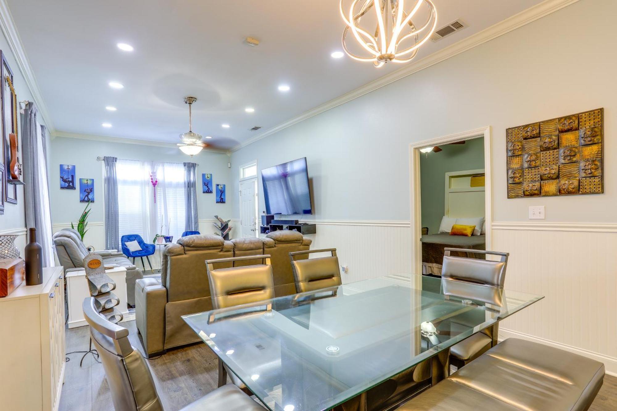 Family With Fenced Backyard In New Orleans! Holiday home New Orleans