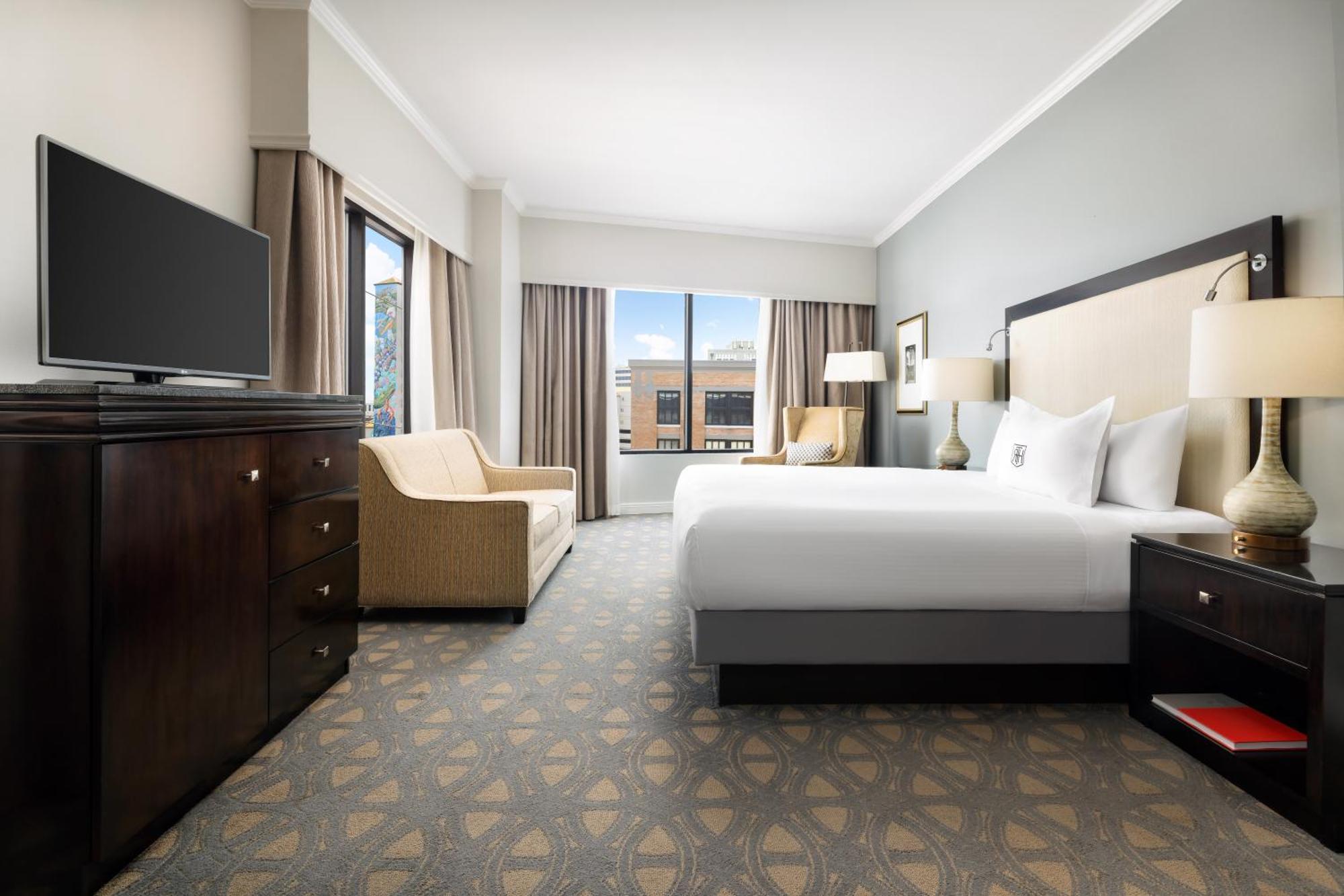 Hotel The Riverfront 4*