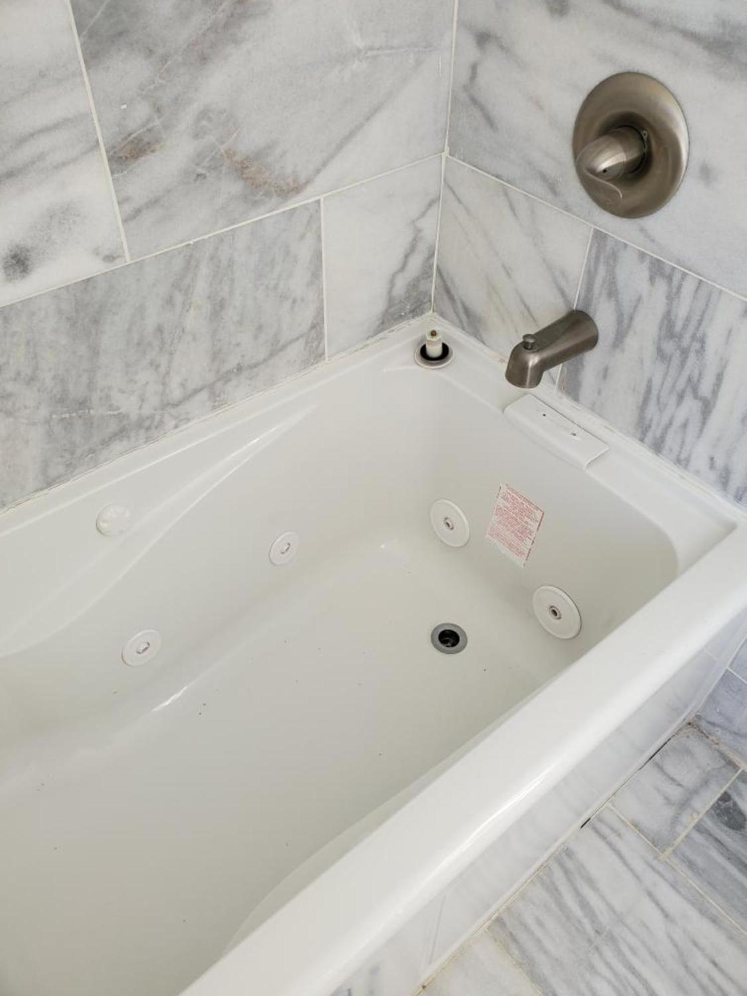 The Esplanade Mansion Bed & Breakfast