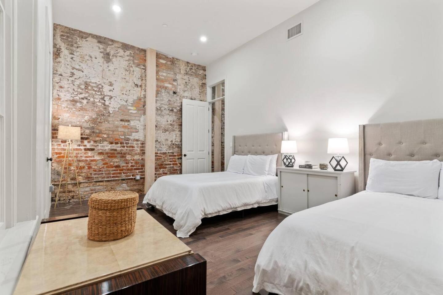Group-friendly Nola Near Bourbon Hotel *