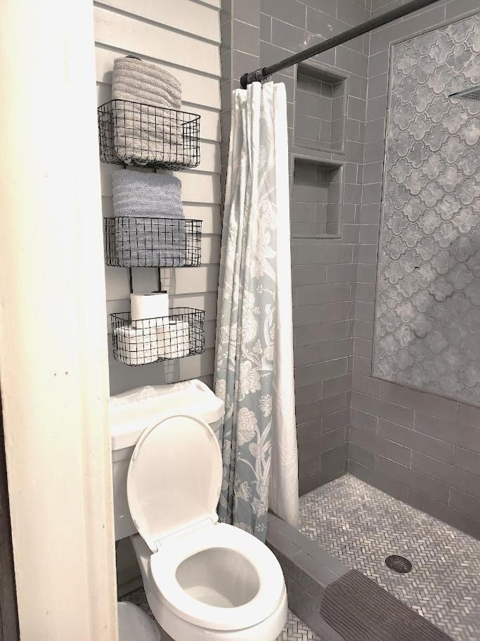 Guest house Walker Mansion On St Charles Ave - Unit 1