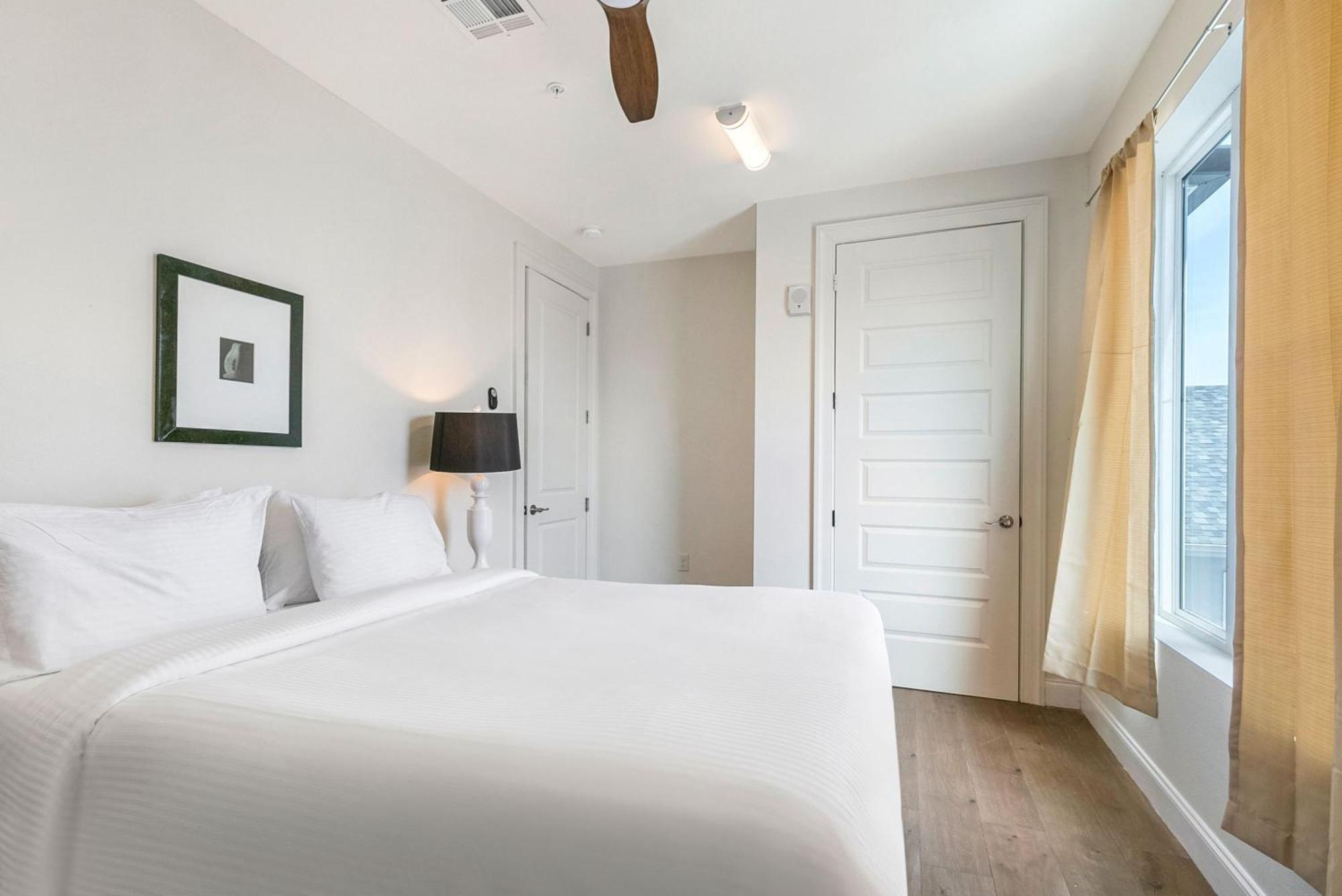 Stunning Close To French Quarter New Orleans