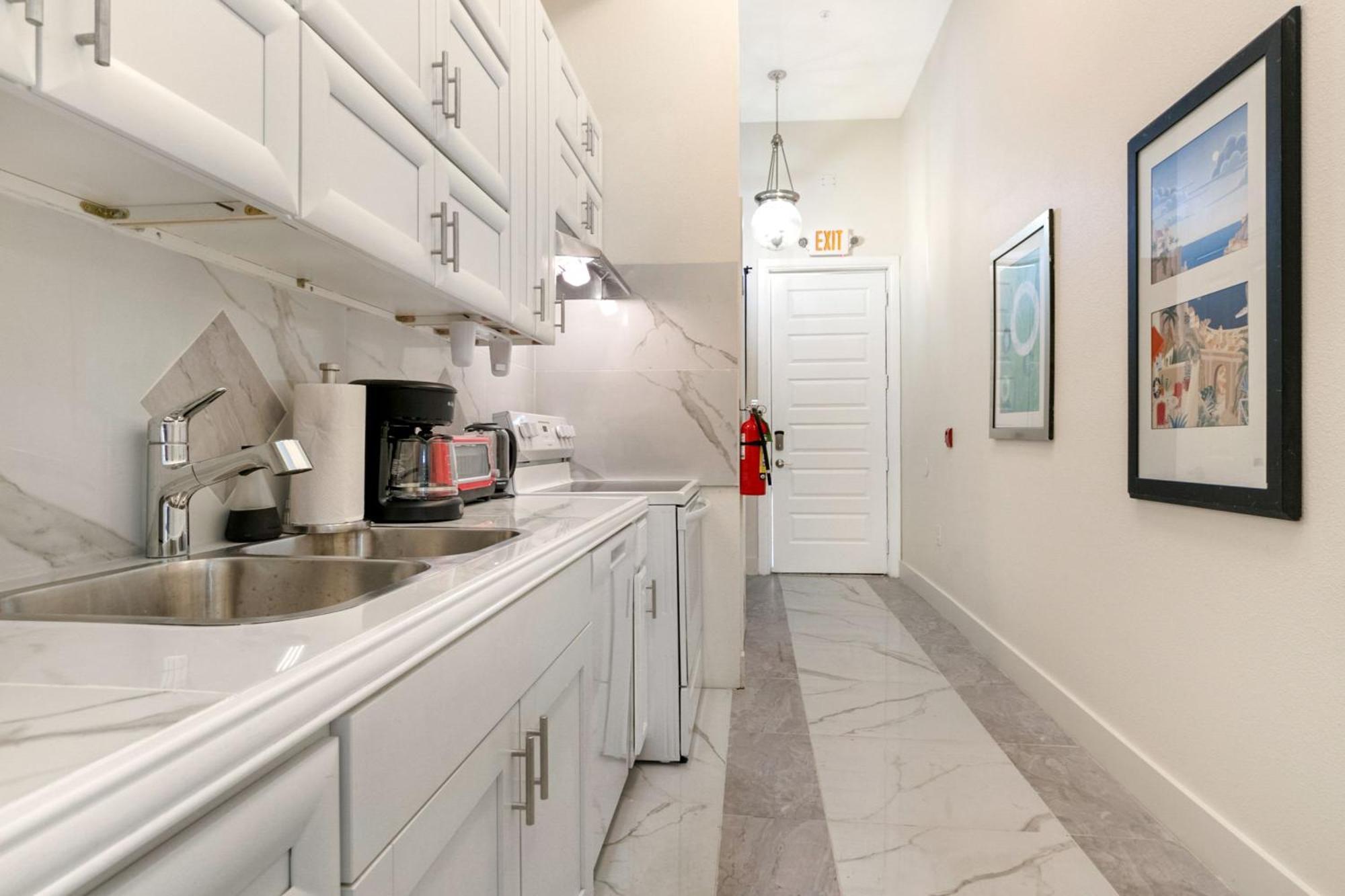 Stunning Close To French Quarter Apartment New Orleans