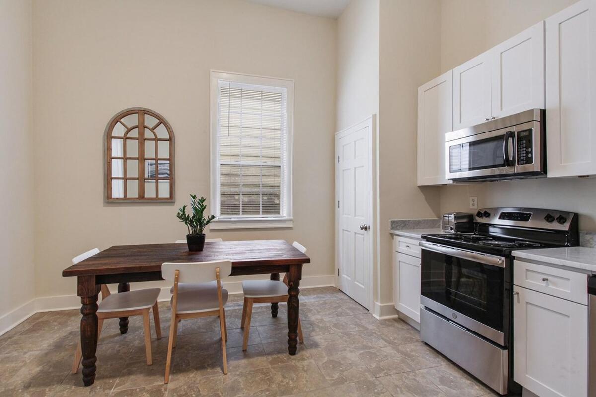 Apartment Cute 1bed 1bath 4blocks From French Q, Steps From Jazz & Music Venues New Orleans