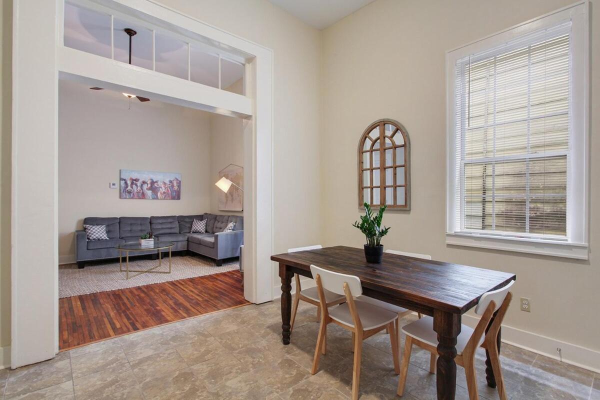 Cute 1bed 1bath 4blocks From French Q, Steps From Jazz & Music Venues *