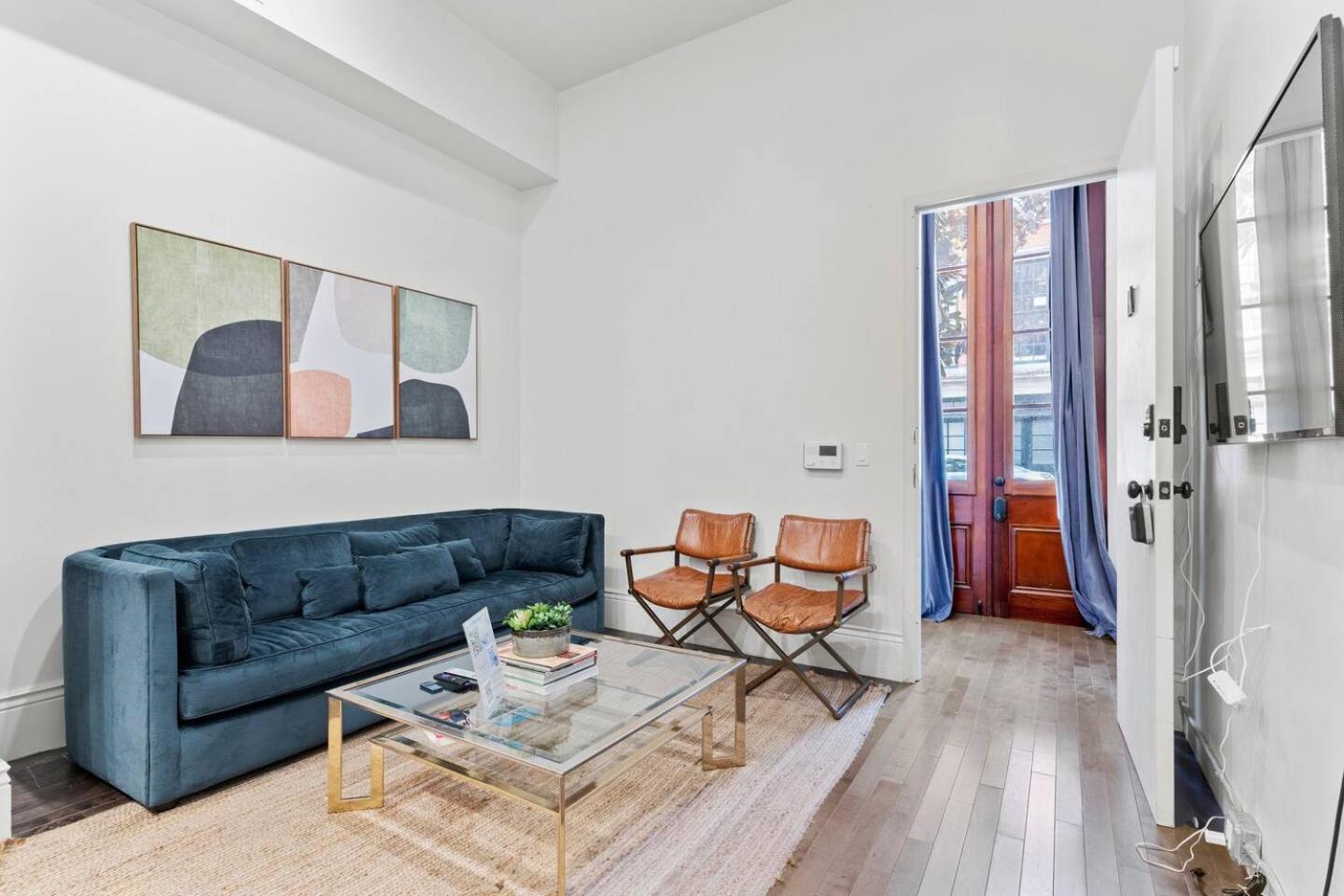 Group-friendly Nola Near Bourbon *