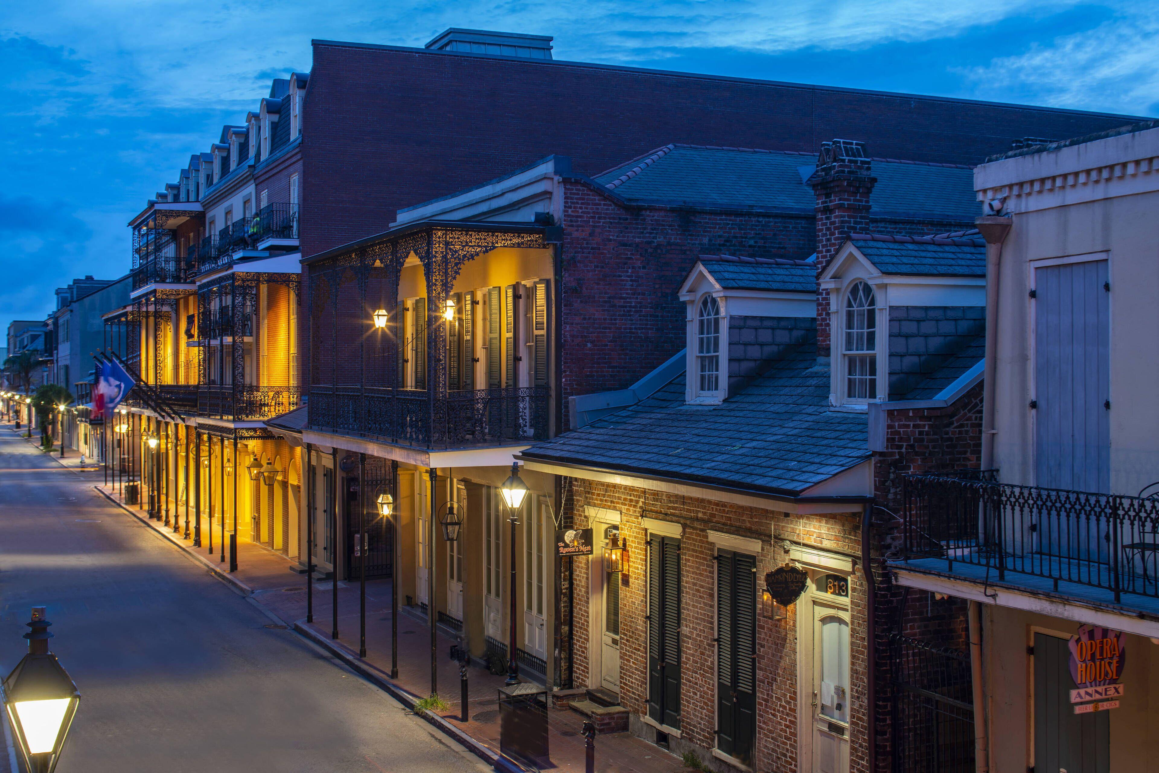Four Points By Sheraton French Quarter Hotel