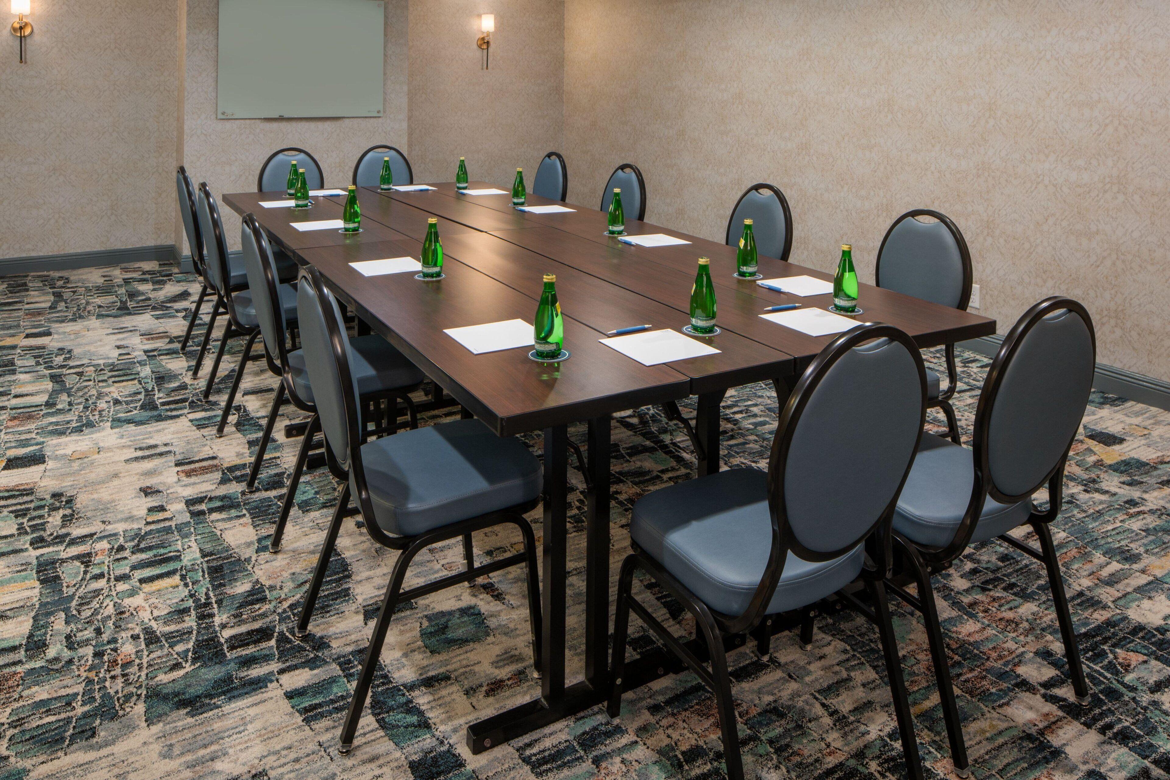 Hotel Four Points By Sheraton French Quarter 4*