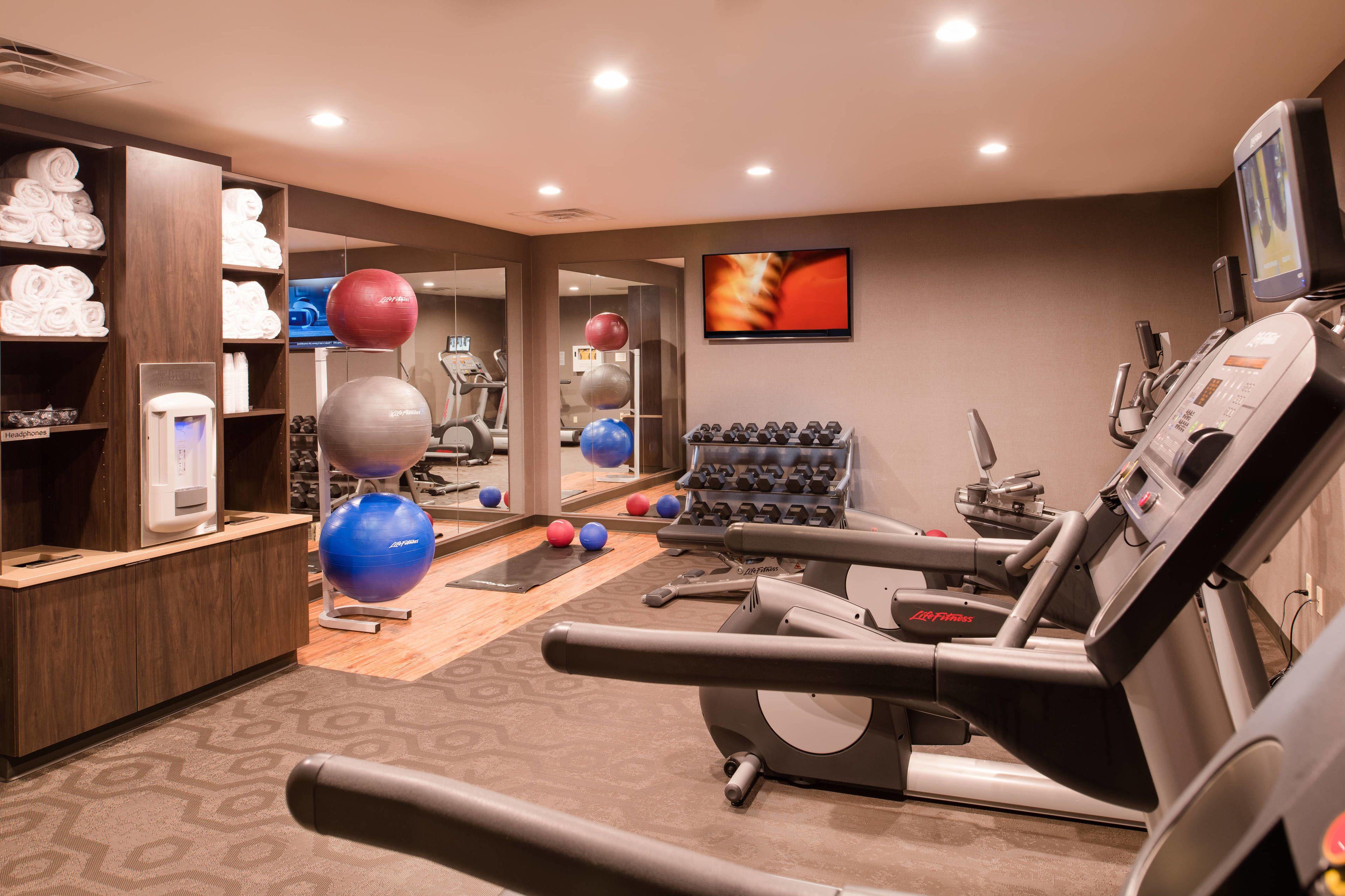 Fairfield & By Marriott Downtown/french Quarter Area Hotel