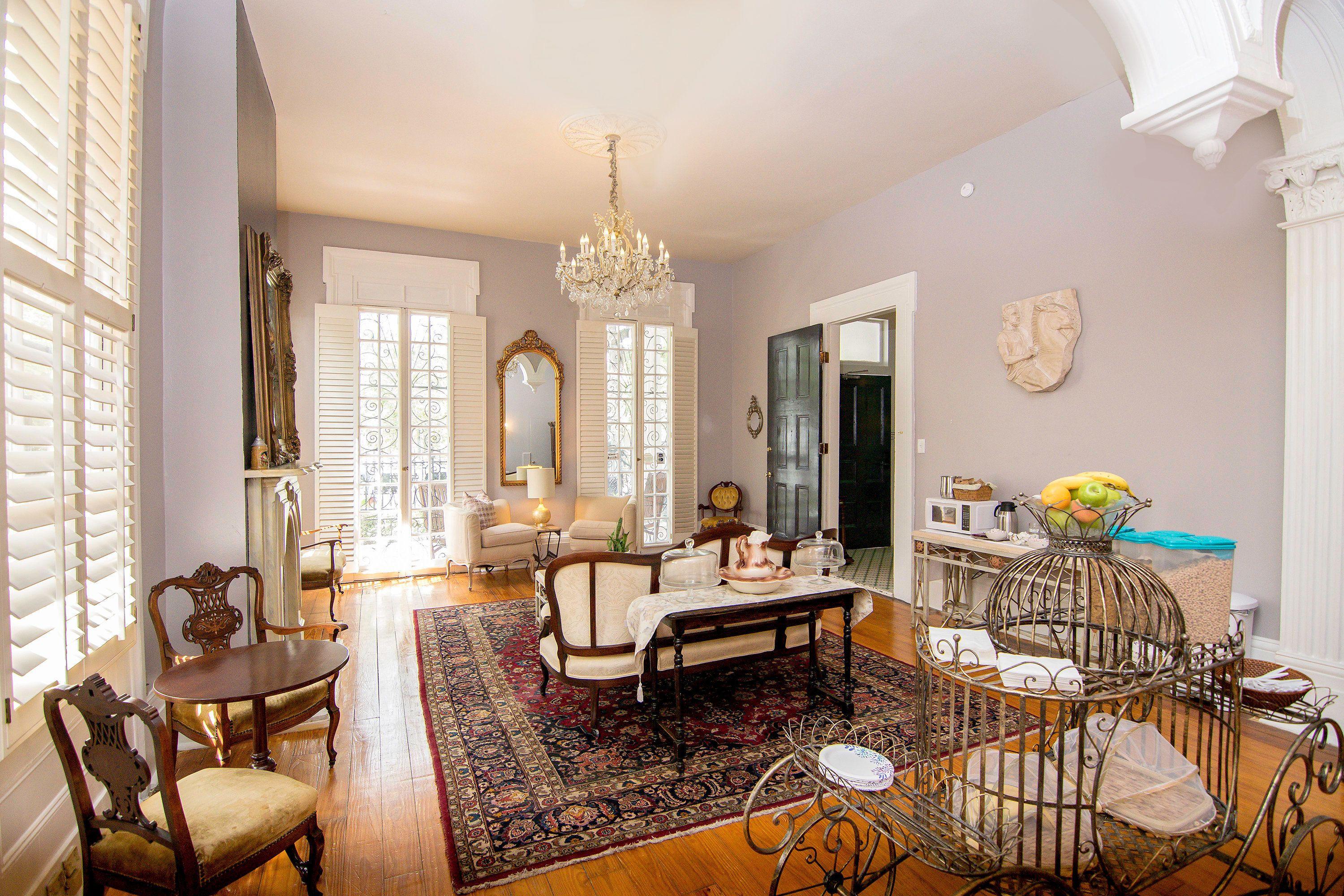 Rathbone Mansions Hotel