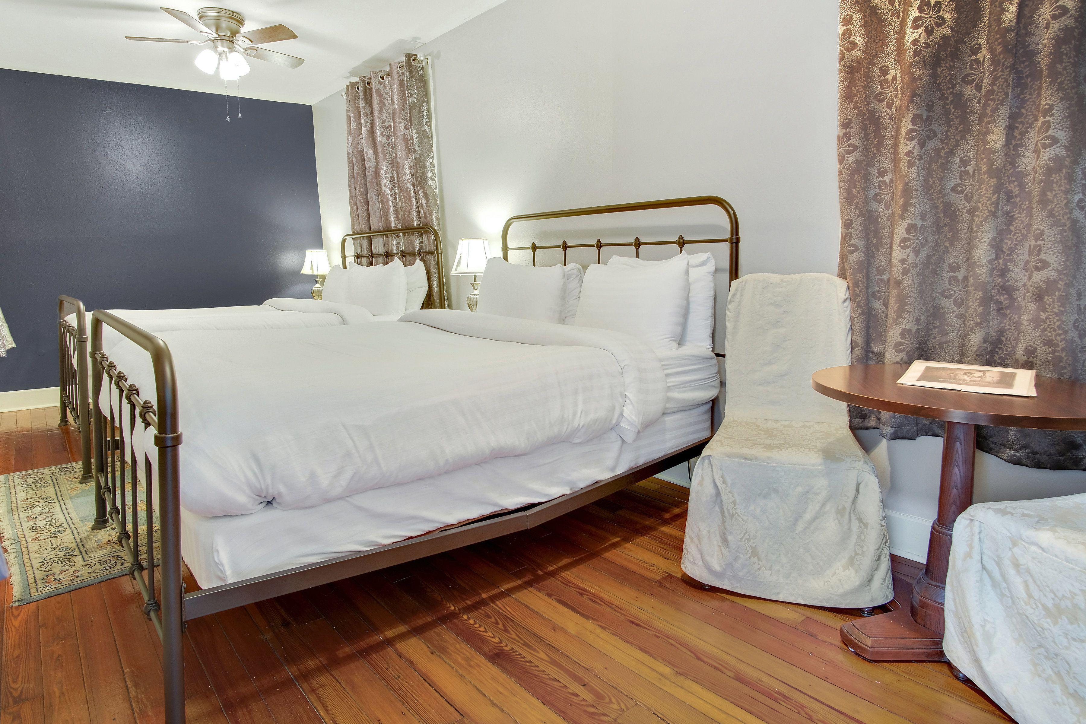 Rathbone Mansions Hotel 3*