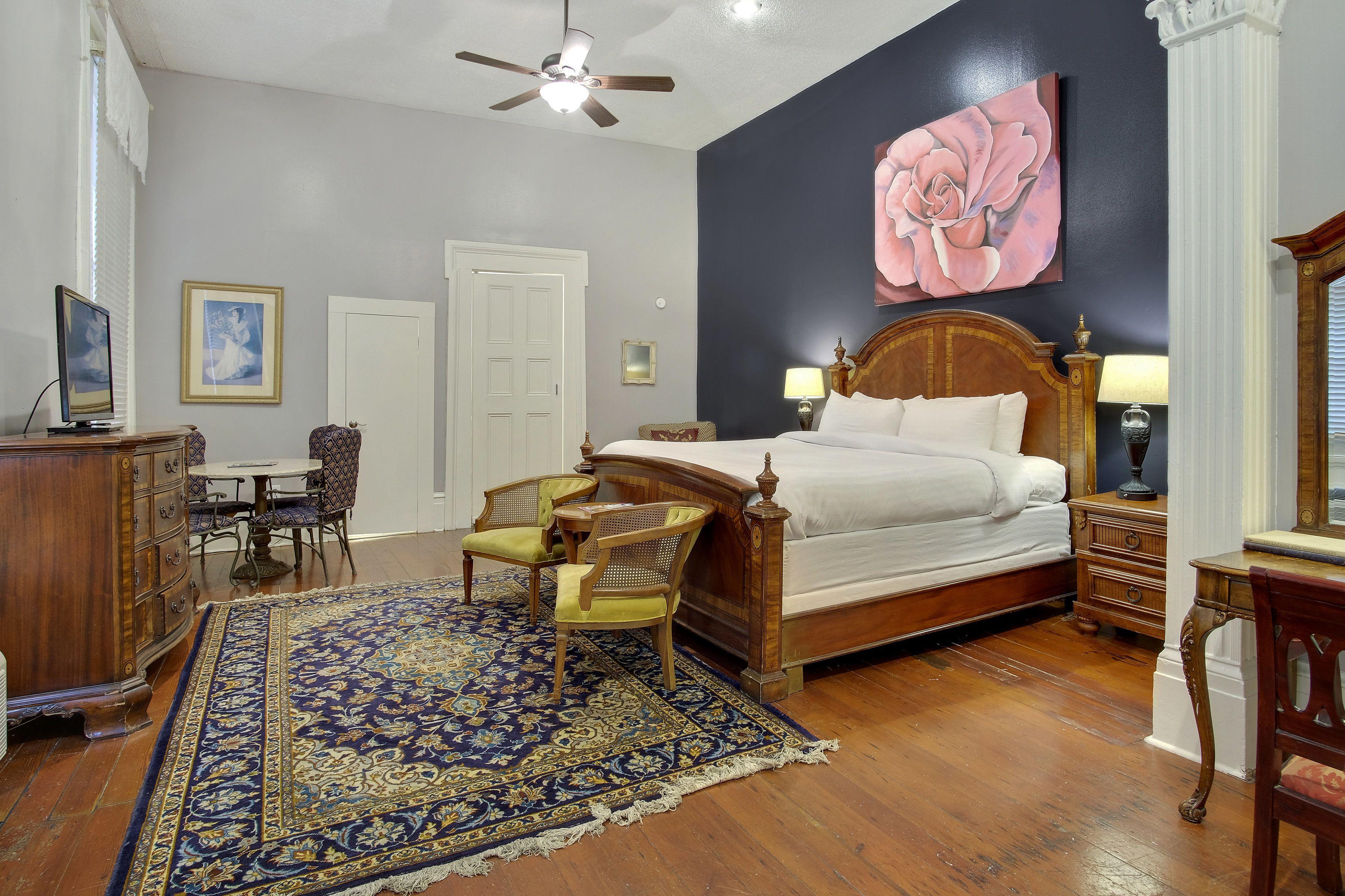 Hotel Rathbone Mansions 3*