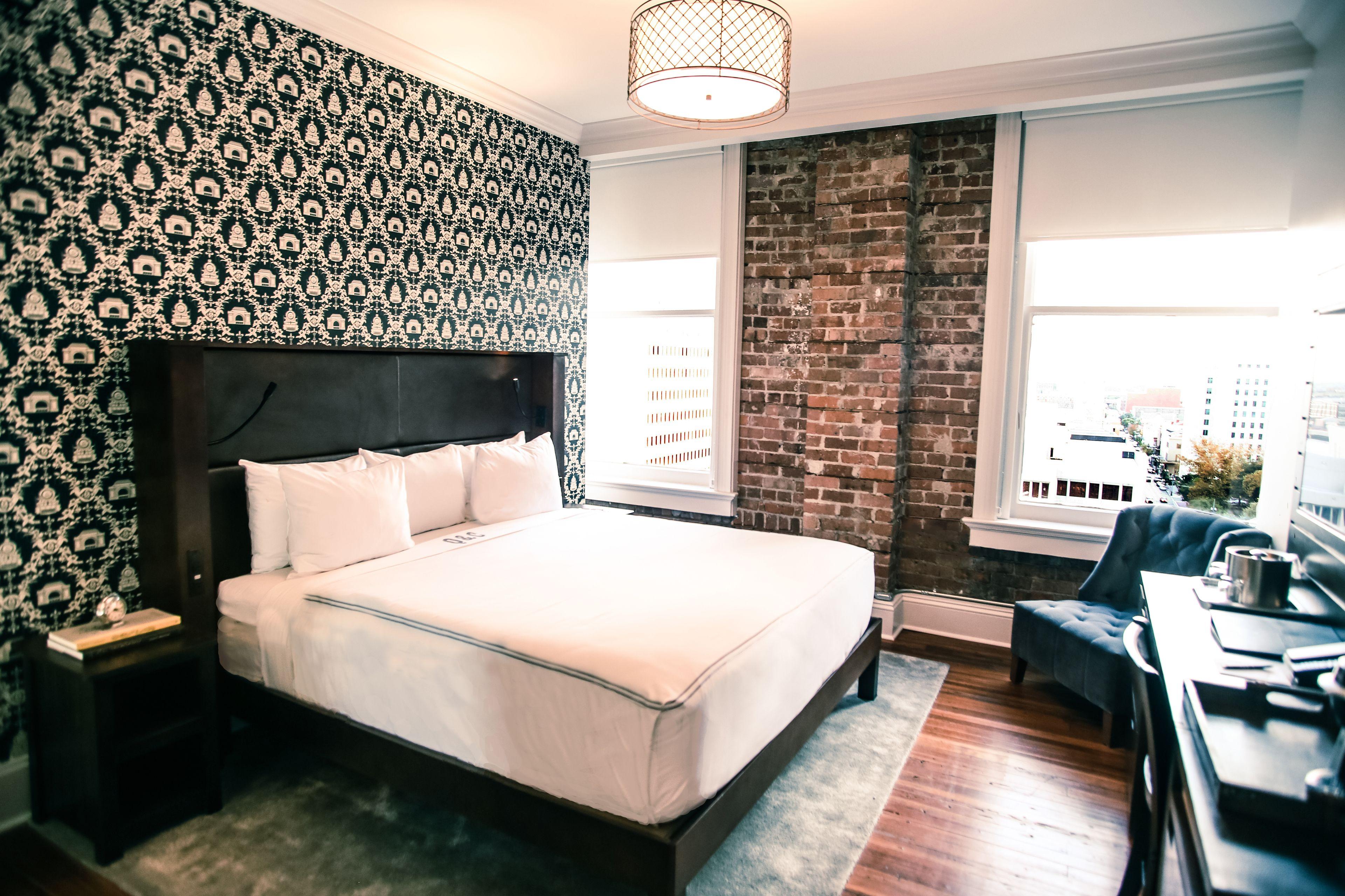 Q&c And Bar New Orleans, Autograph Collection Hotel