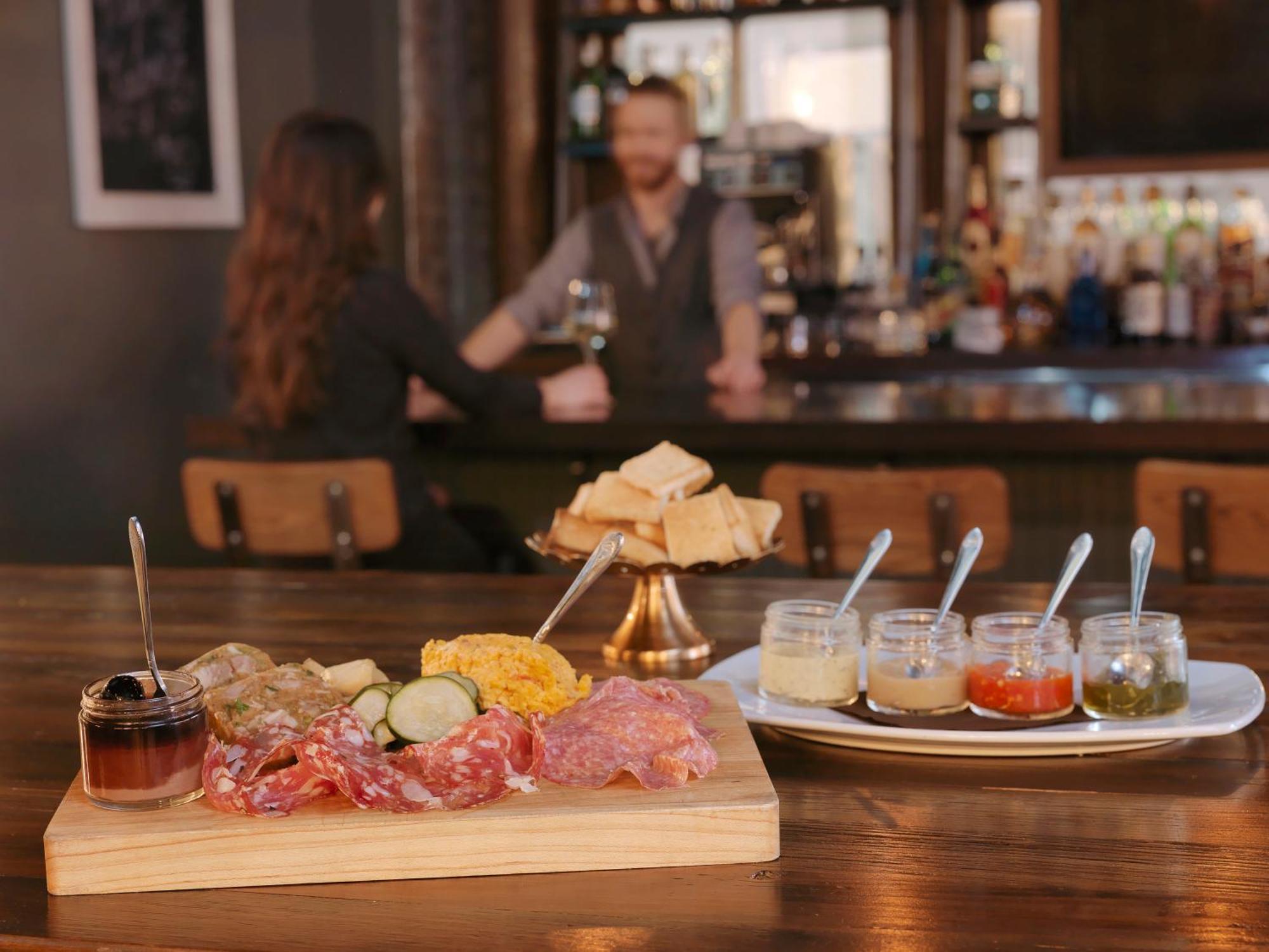 Hotel Q&c And Bar New Orleans, Autograph Collection New Orleans