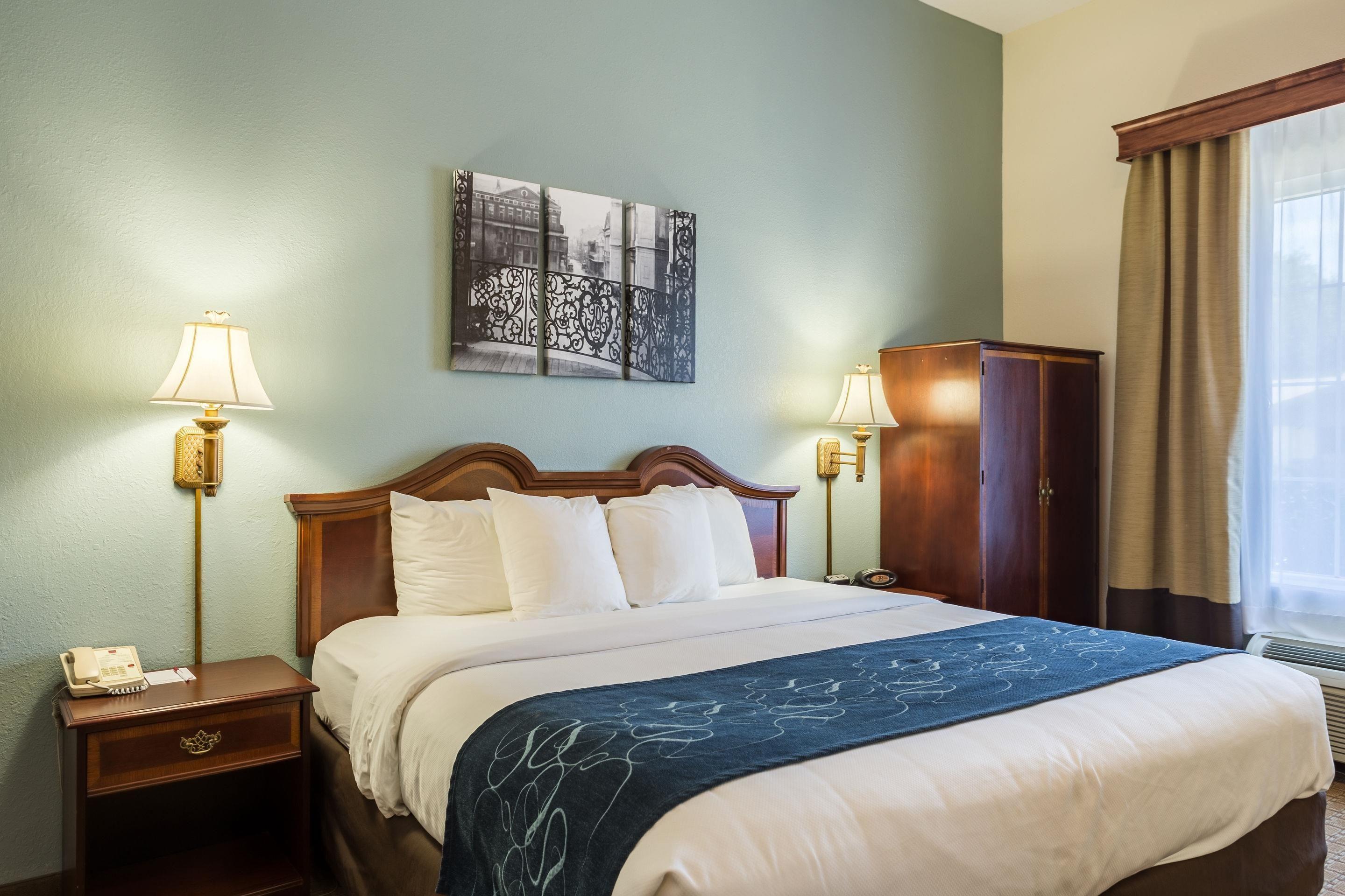 Hotel Comfort East 2*