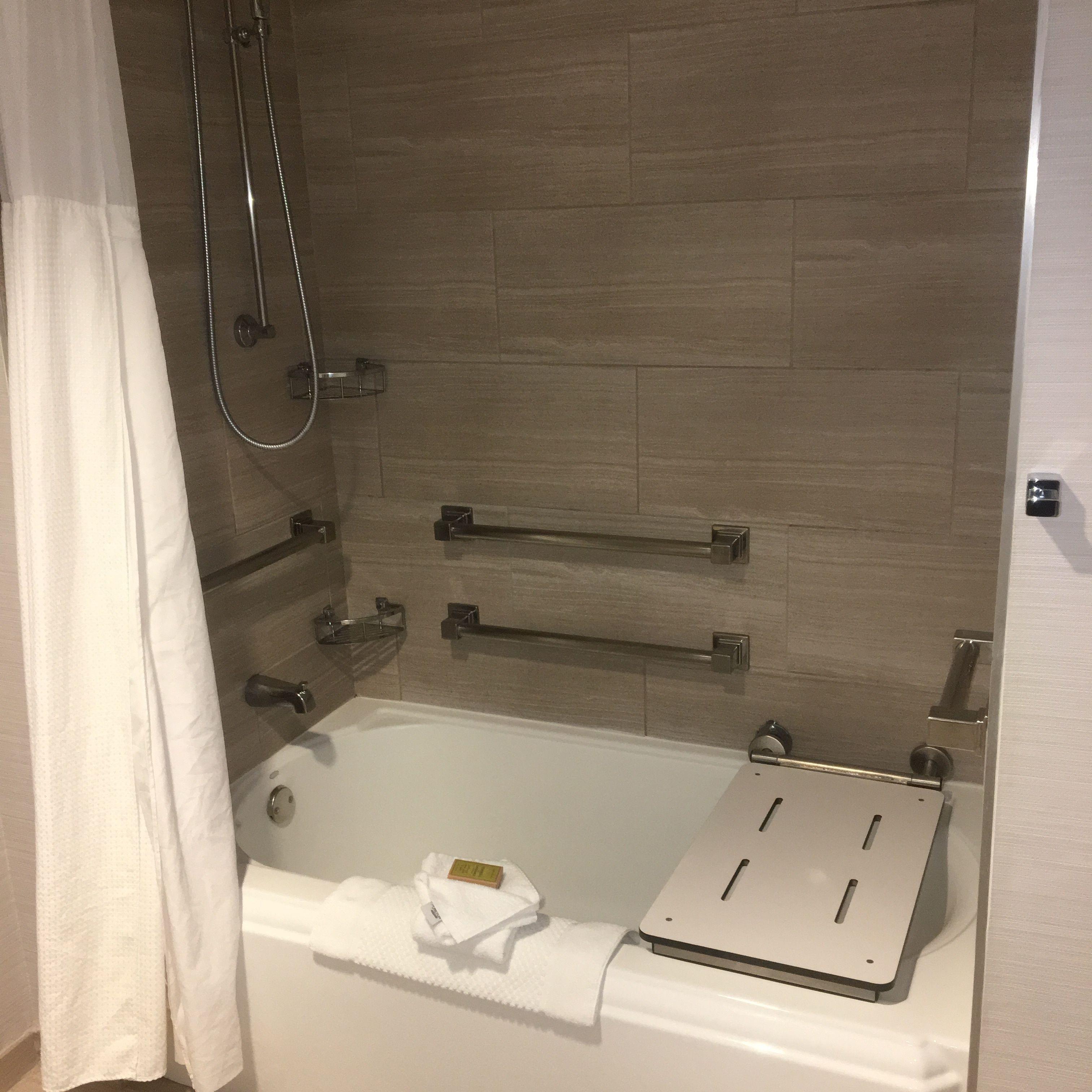 Hilton / St. Charles Avenue Hotel