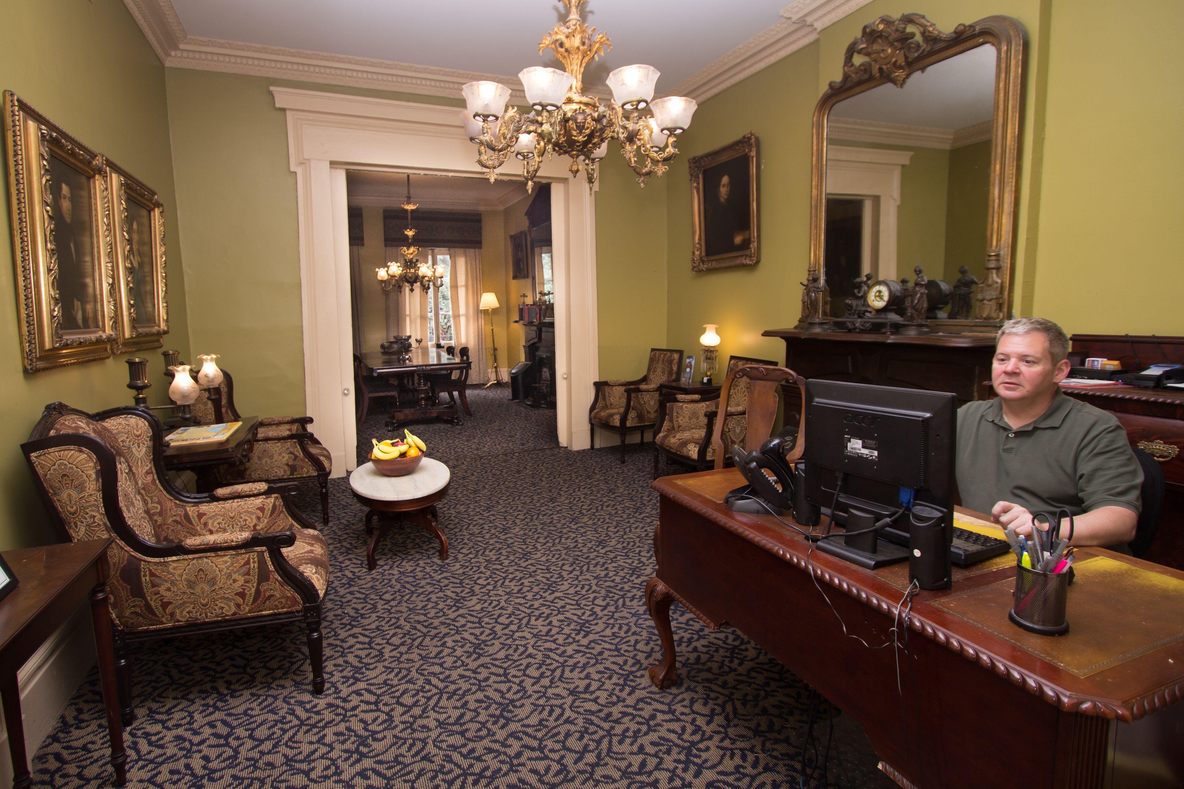 Lamothe House A French Quarter 4*