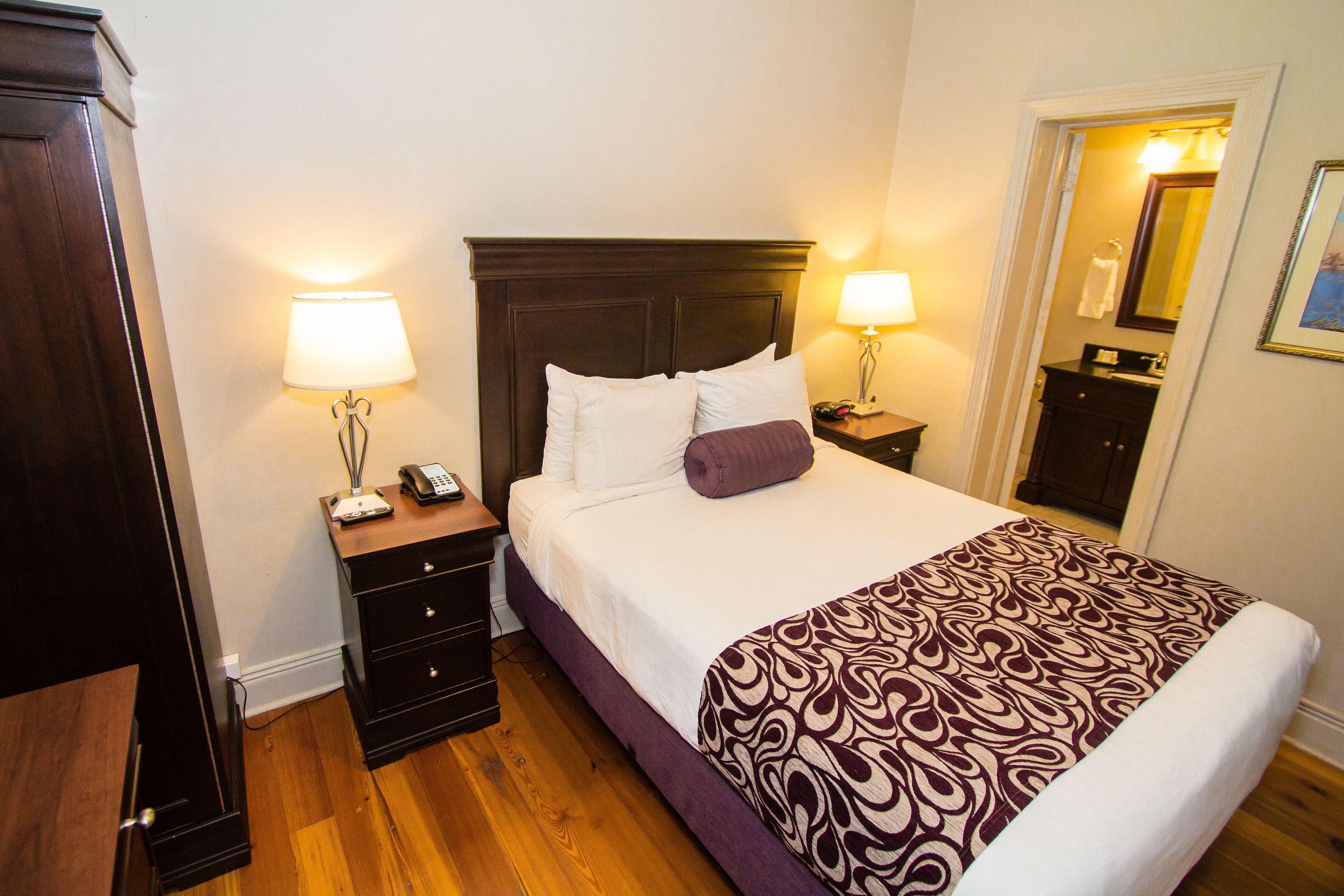 Lamothe House A French Quarter Hotel