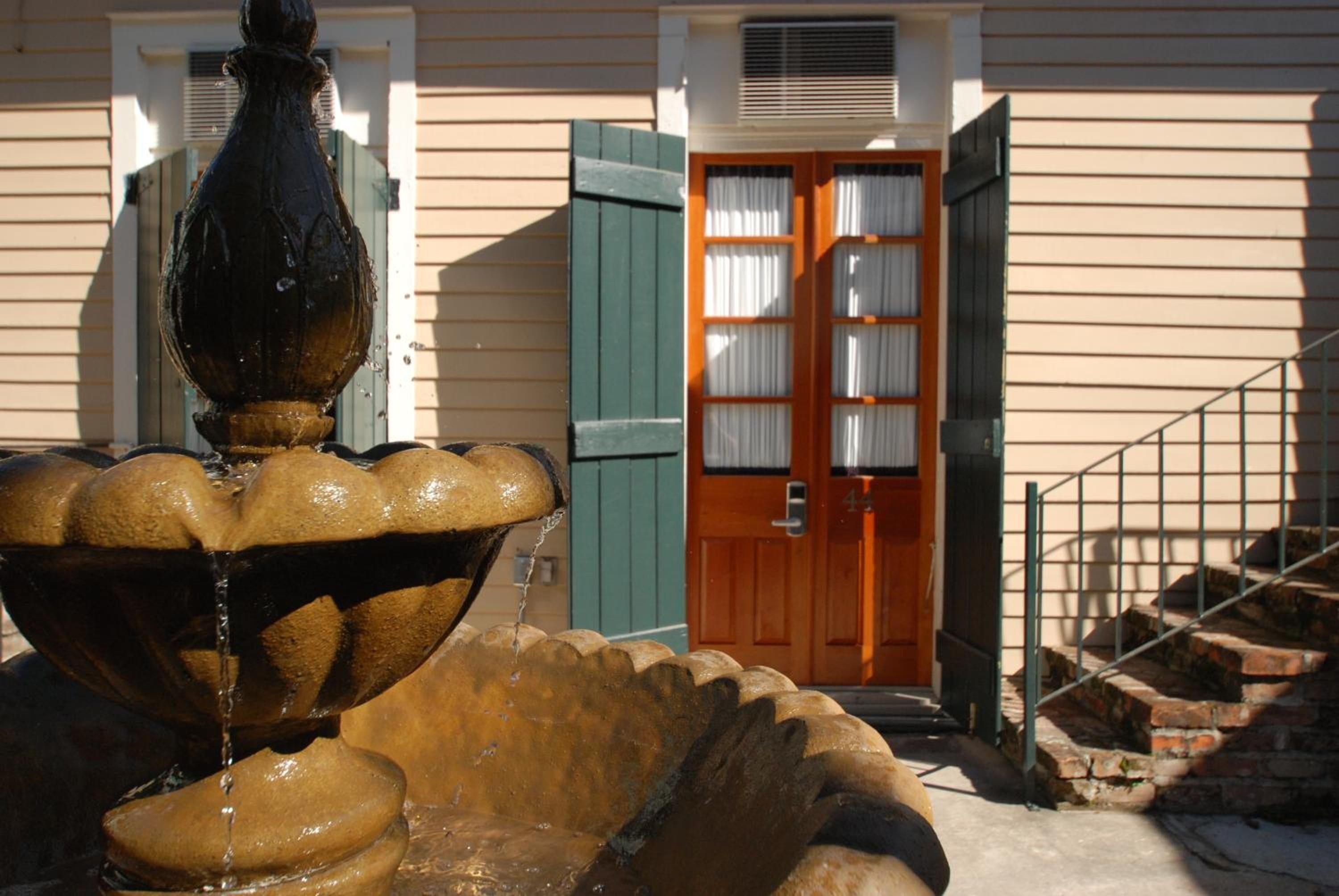 On St. Ann, A French Quarter Inn 3*