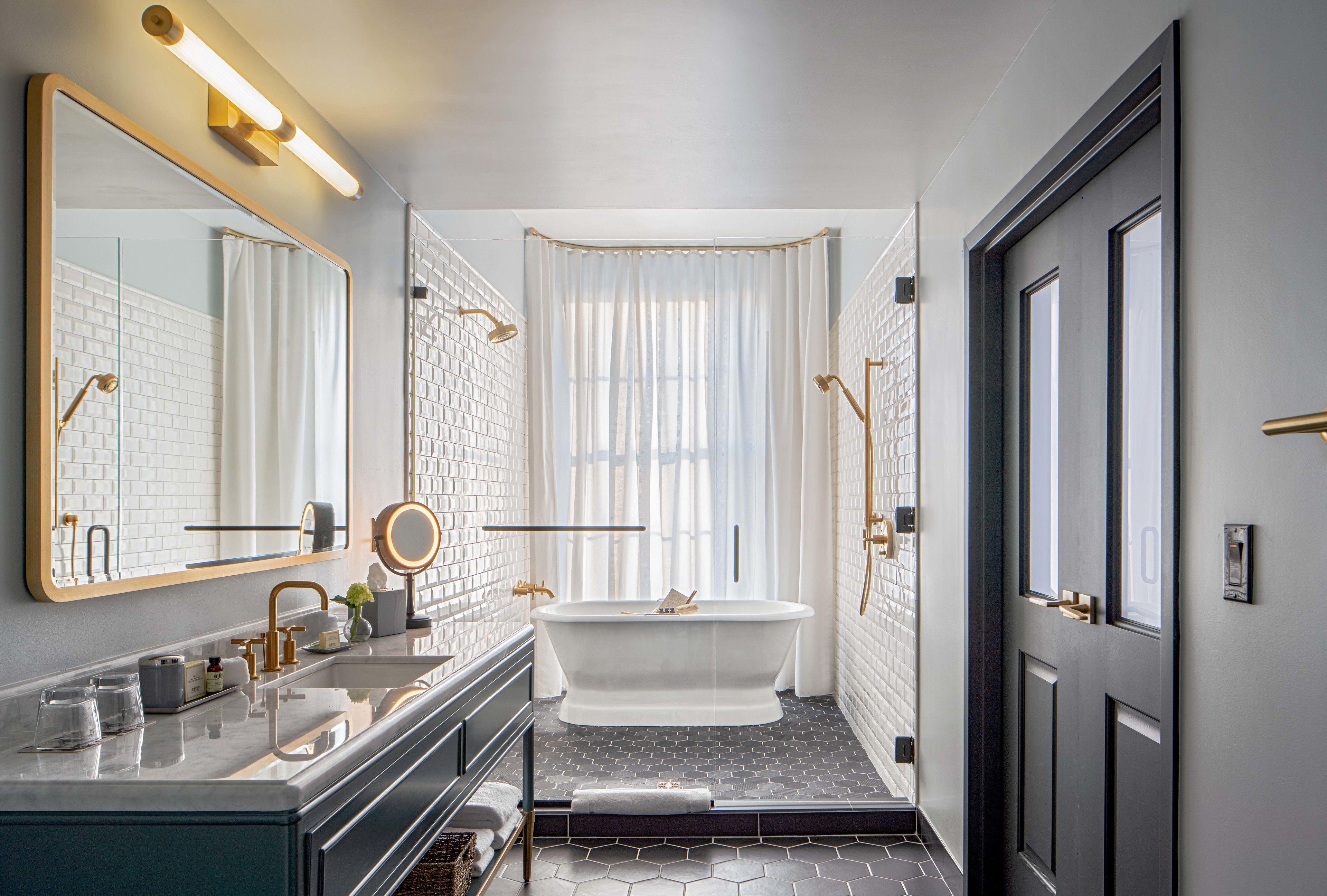 The Eliza Jane, Autograph Collection New Orleans