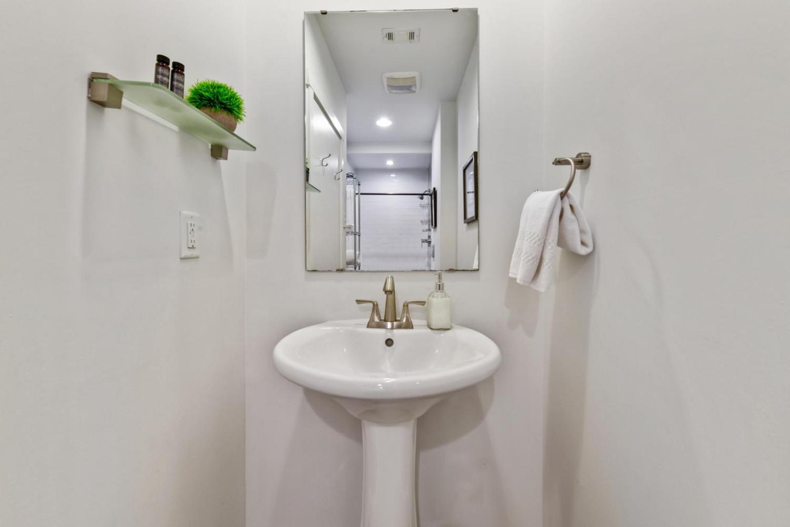 Warehouse District Intimate One Bedroom New Orleans