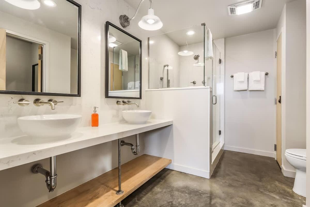 Apartment Luxury Two Bedroom Penthouse