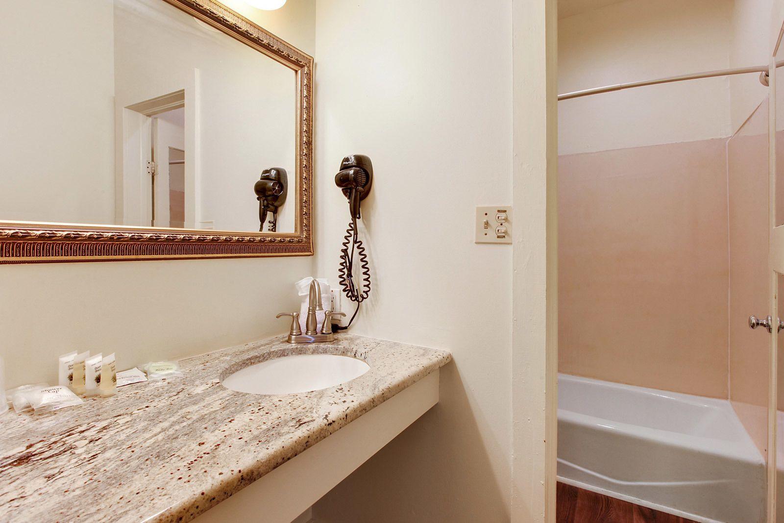 New Orleans Guest House 3*