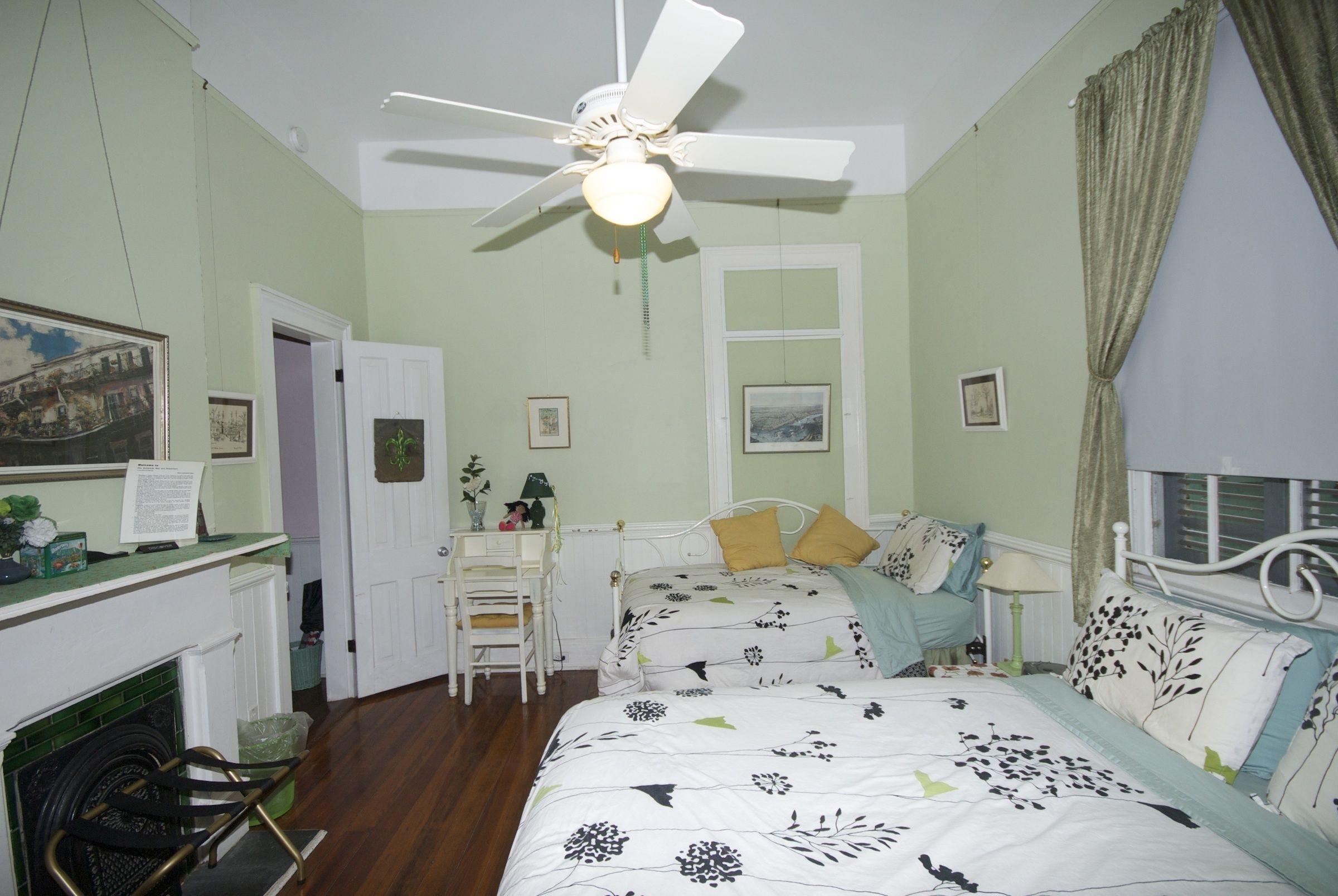 The Burgundy 3* New Orleans