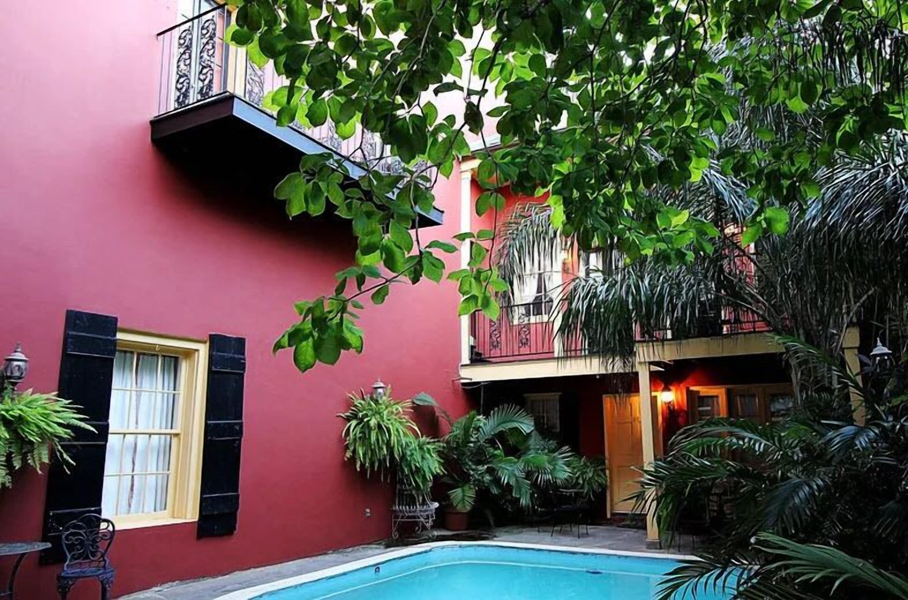 The Olivier House 2*