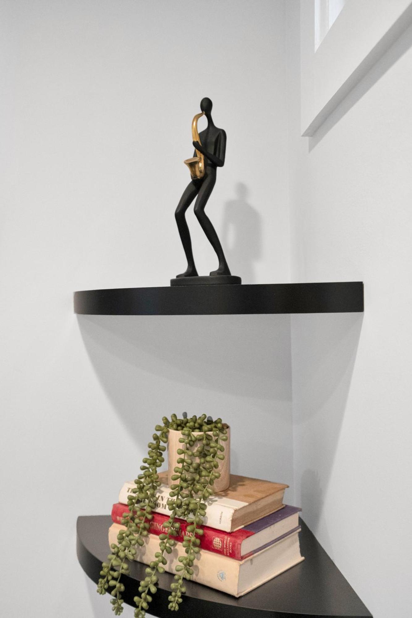 Elegant Across From Fq W Free Parking New Orleans