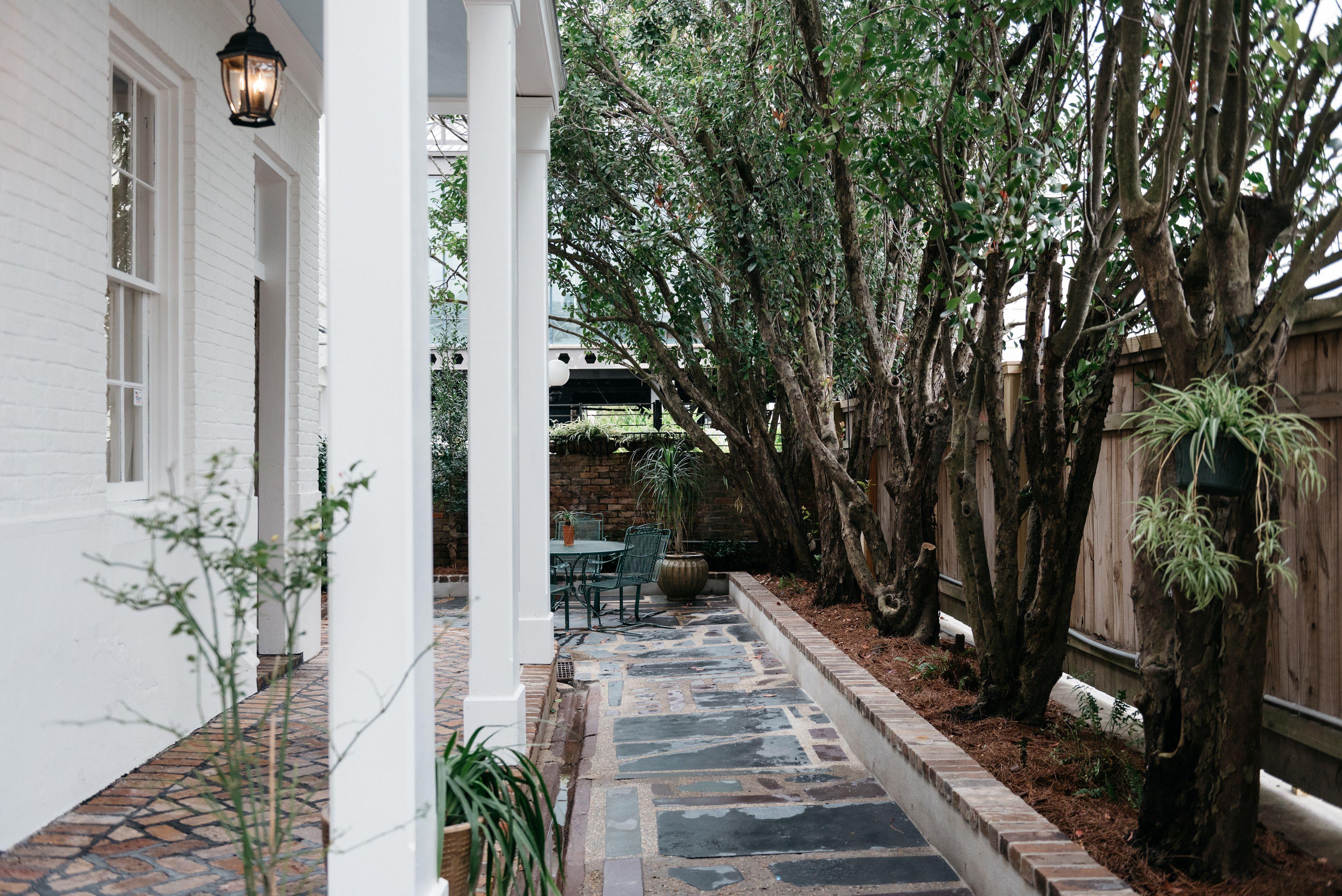 Henry Howard Hotel 3*