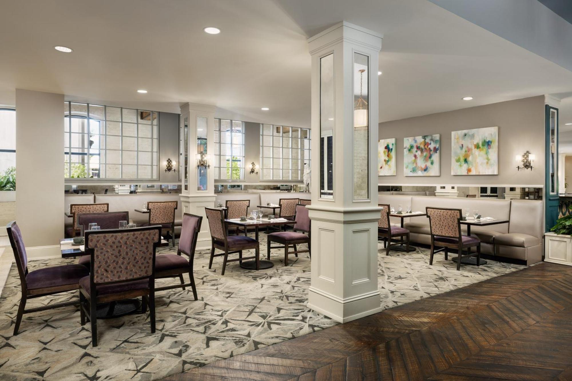 The Riverfront 4*