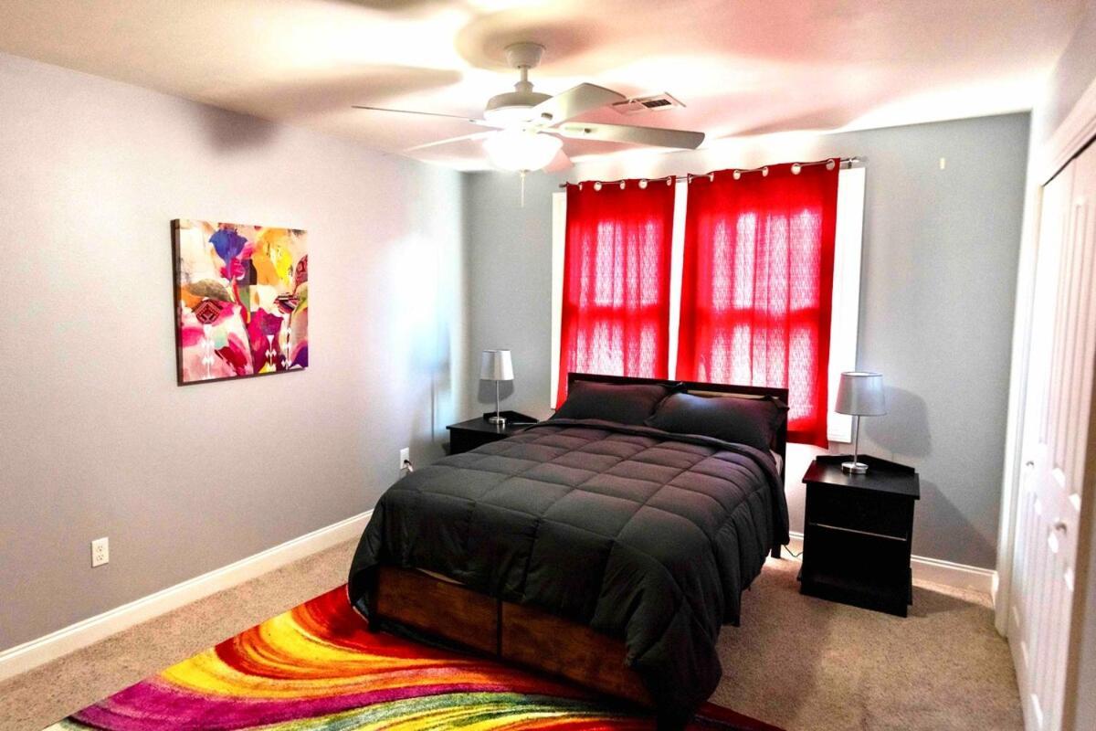 Gentilly With Off Street Parking And Jacuzzi Style Tub Holiday home