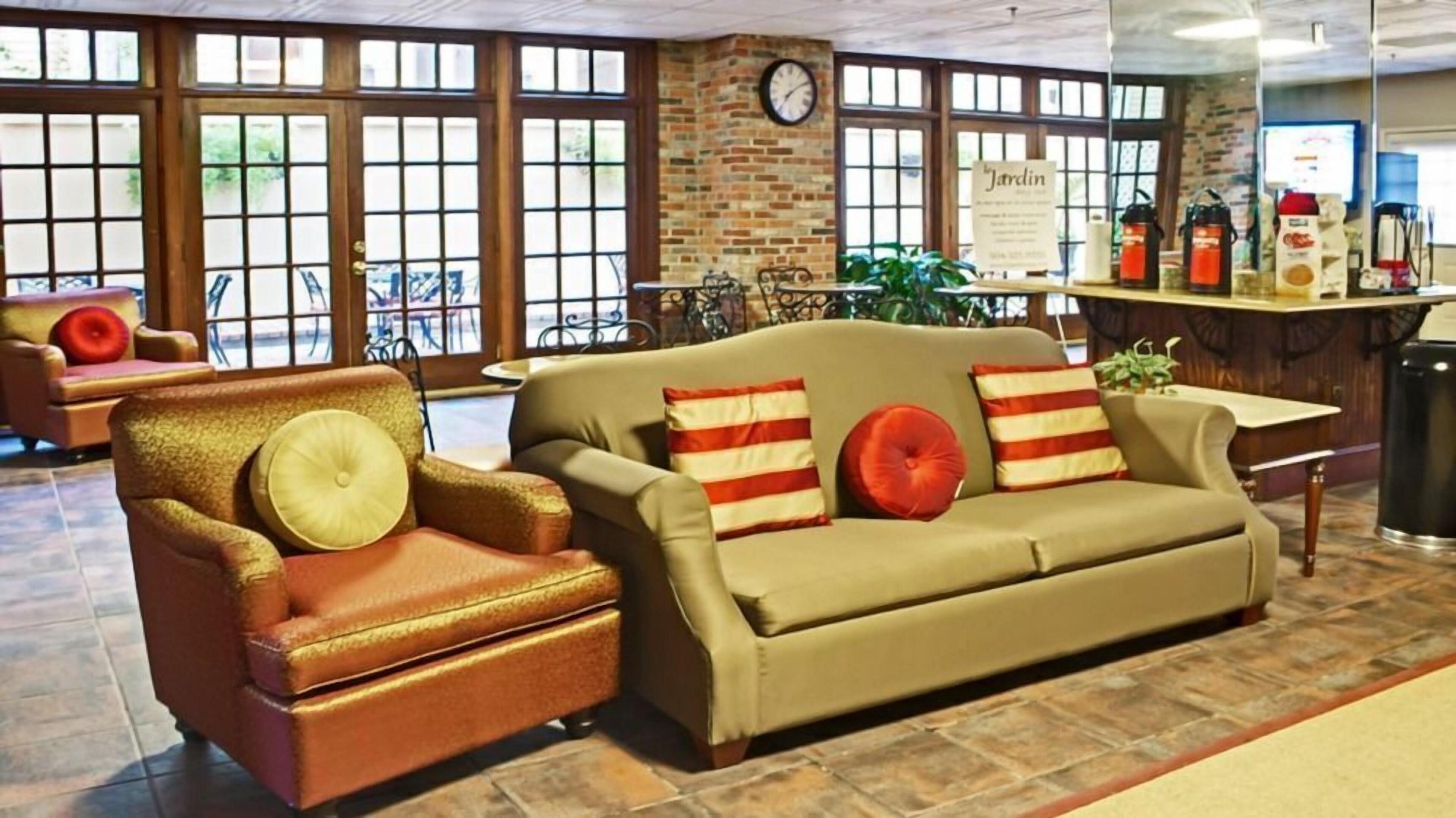 Club Wyndham Avenue Plaza 3*