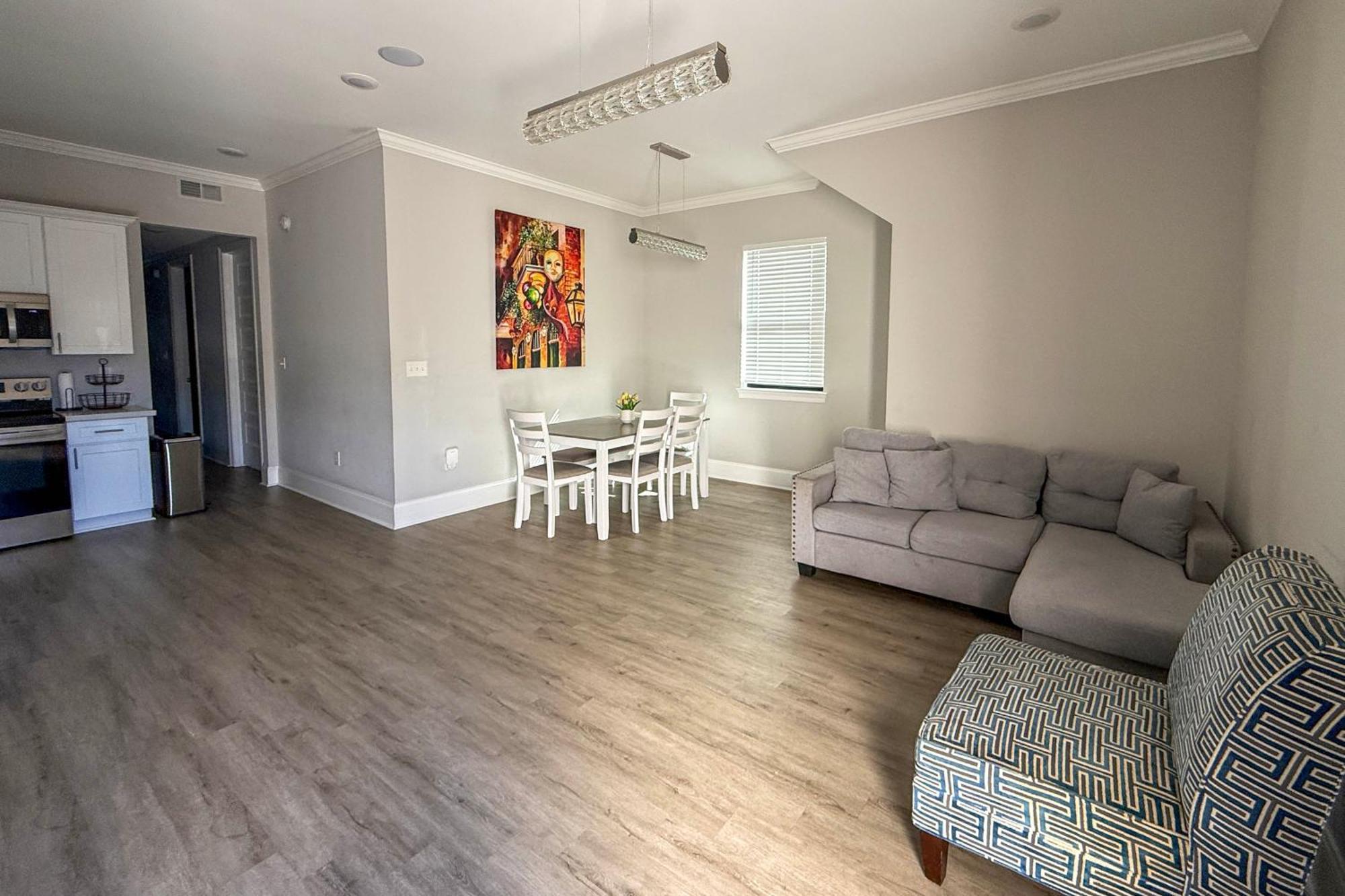 3 Bedroom With Air Conditioner! * New Orleans