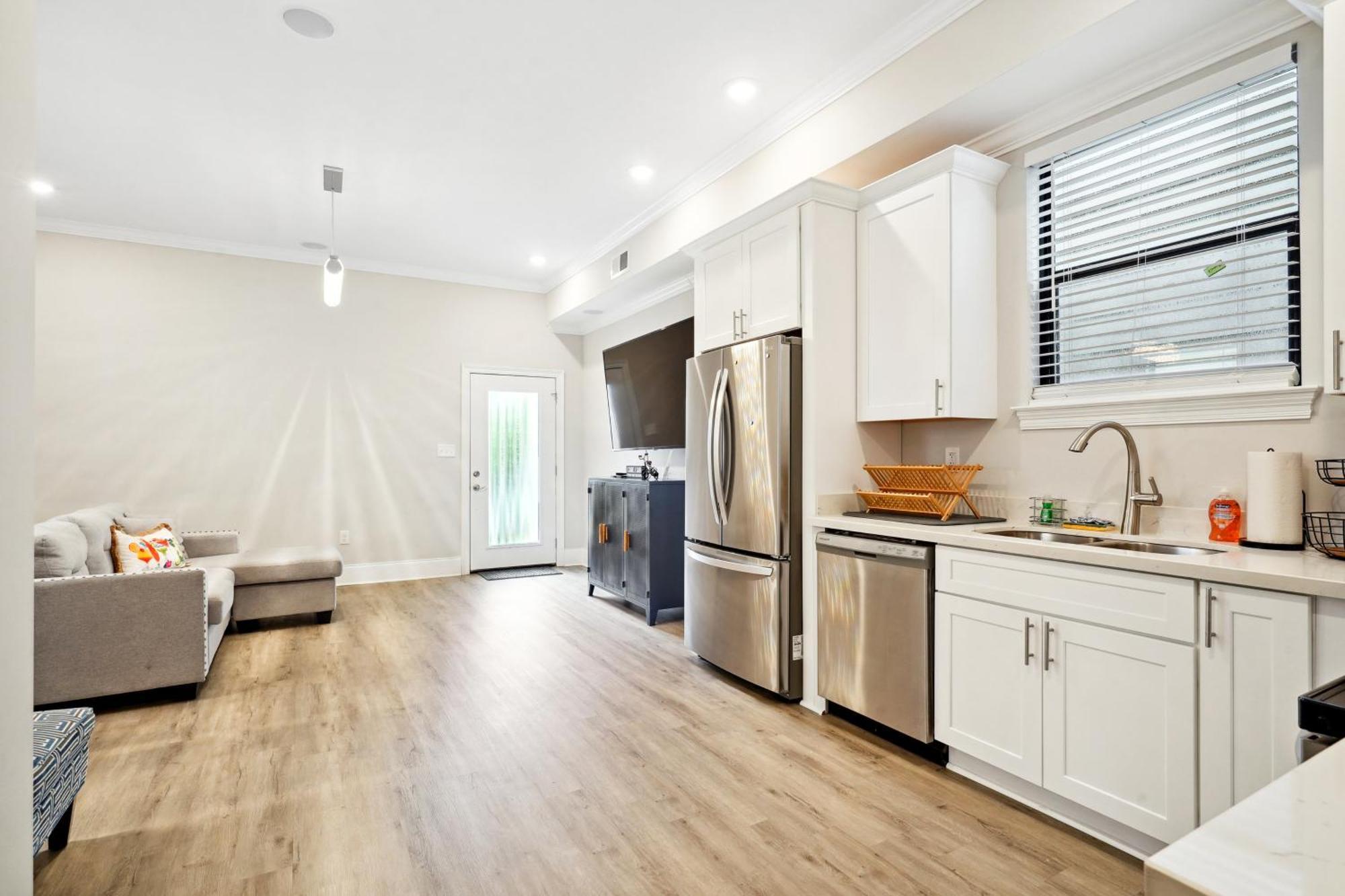 3 Bedroom With Air Conditioner! New Orleans