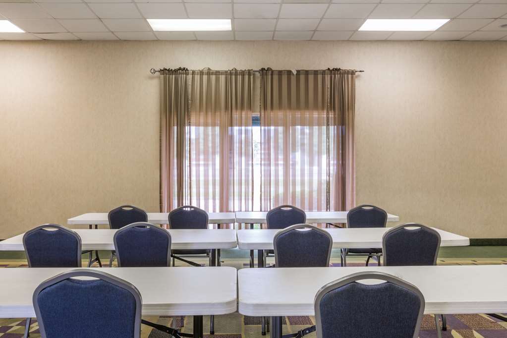Trident Inn And Suites