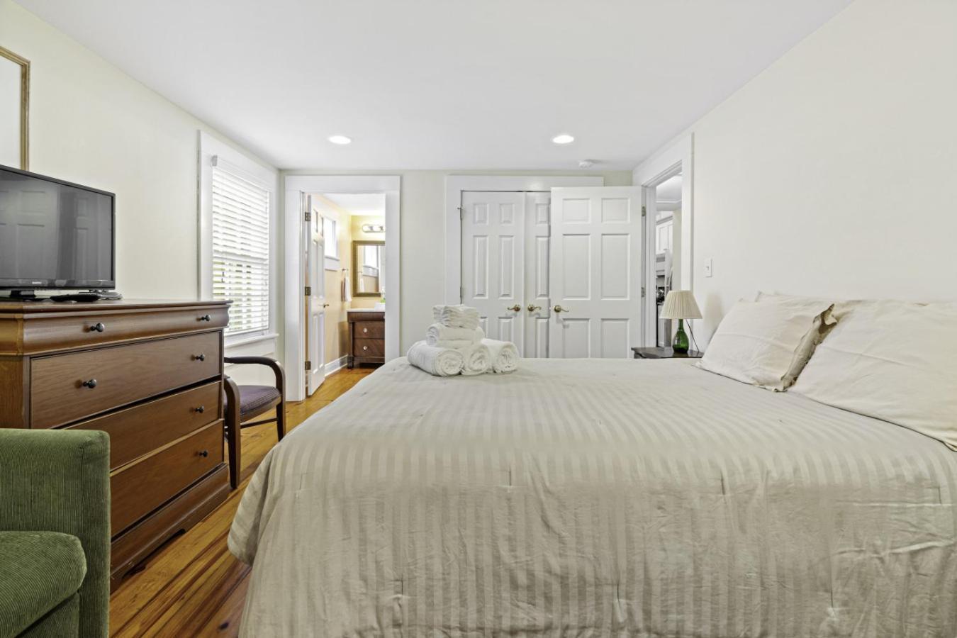 Chic Marigny Retreat Near French Quarter Holiday home