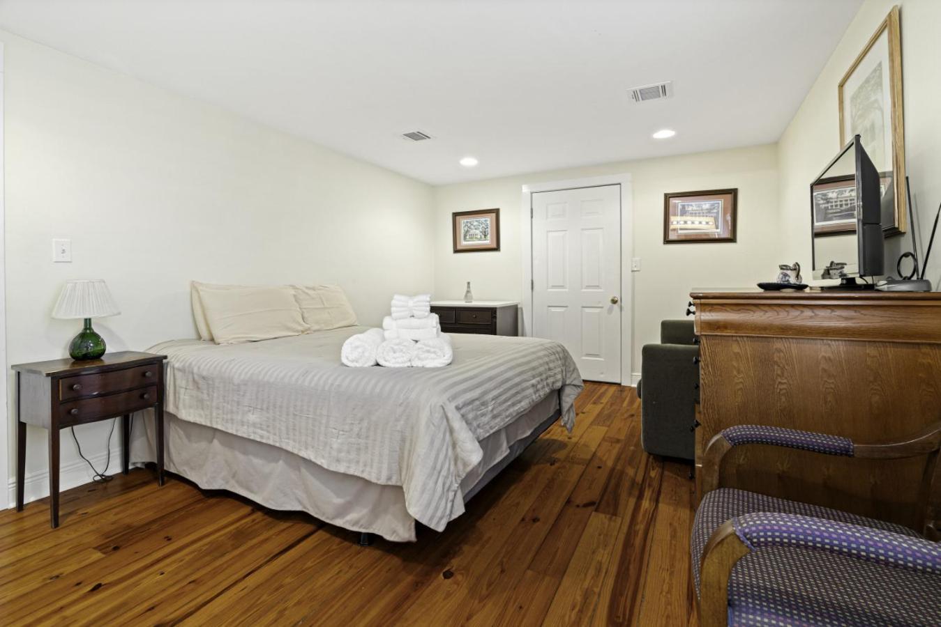 Chic Marigny Retreat Near French Quarter * New Orleans