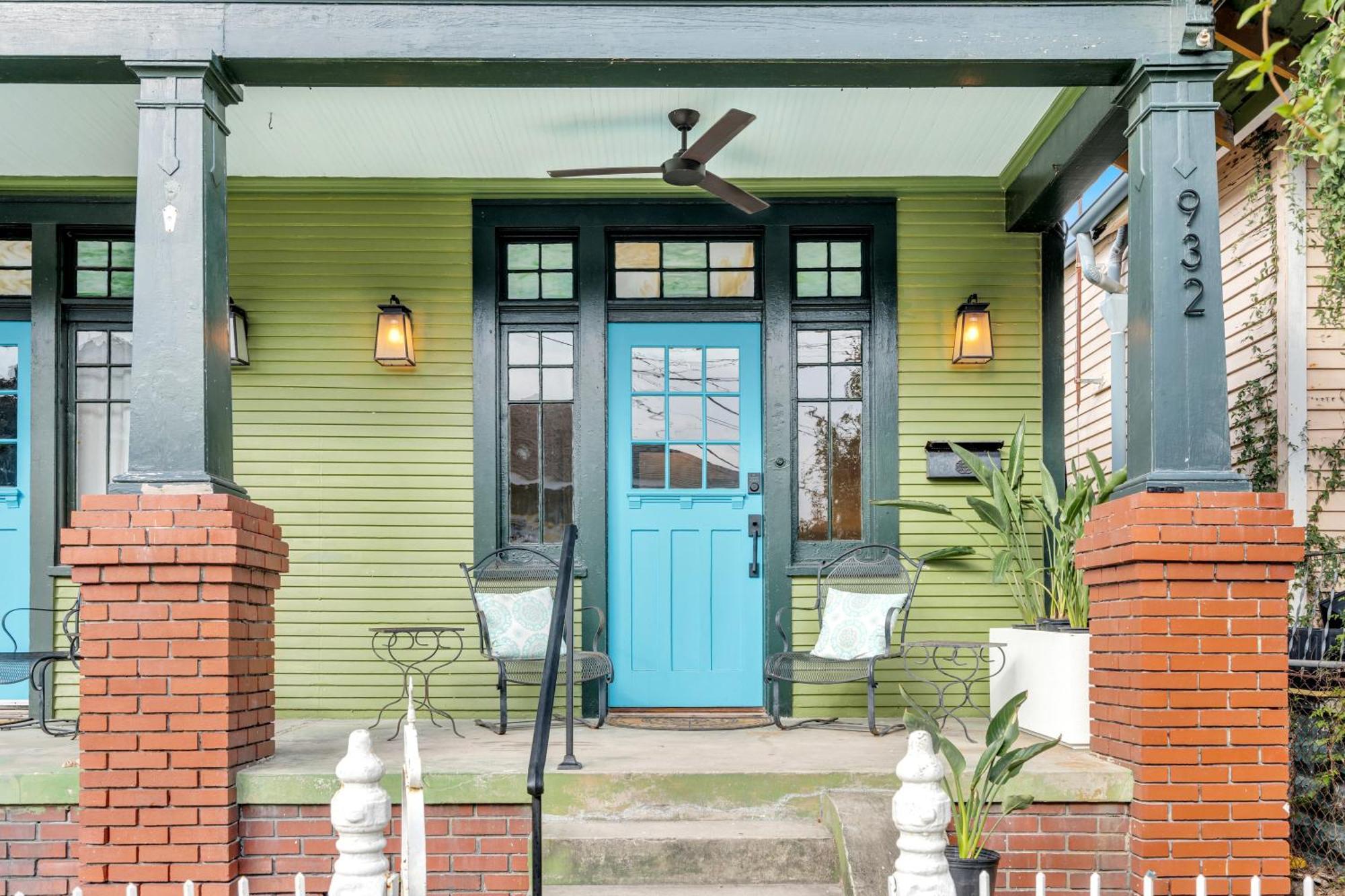 Holiday home Bright Retreat W Patio Near French Quarter *