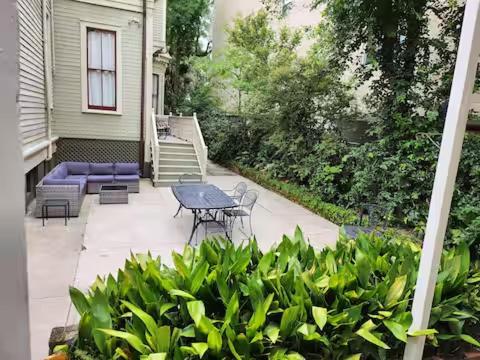 Apartment Walker Mansion On St Charles Ave - Unit 4 New Orleans