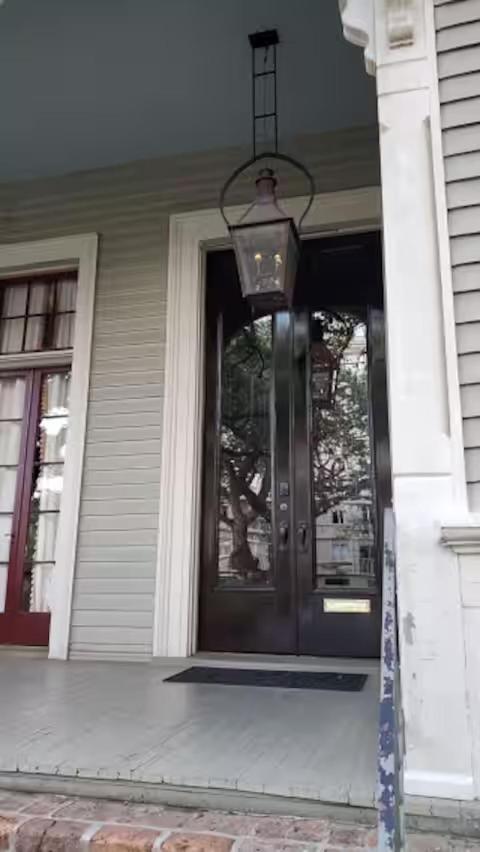 Apartment Walker Mansion On St Charles Ave - Unit 4