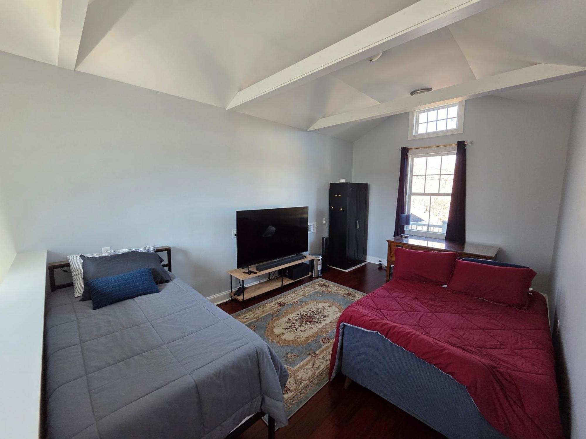 Private Bedroom Bath Sitting & Porch Apartment New Orleans