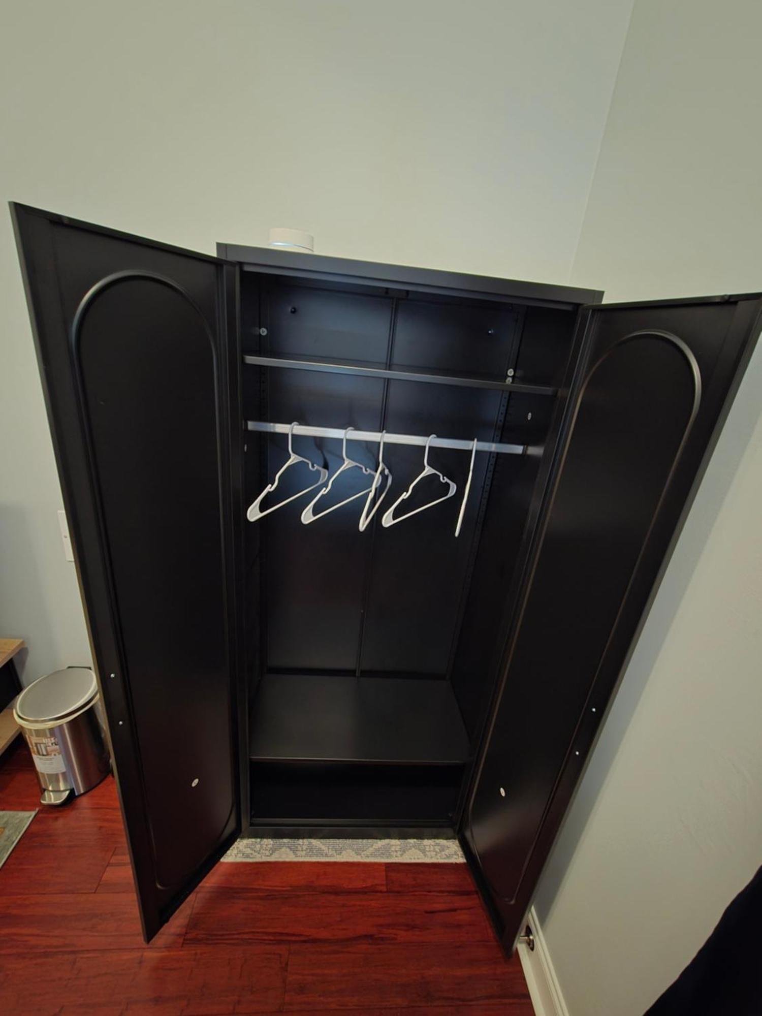 Apartment Private Bedroom Bath Sitting & Porch