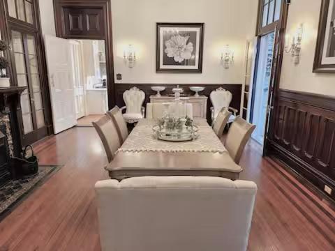 Walker Mansion On St Charles Ave - Unit 4 *