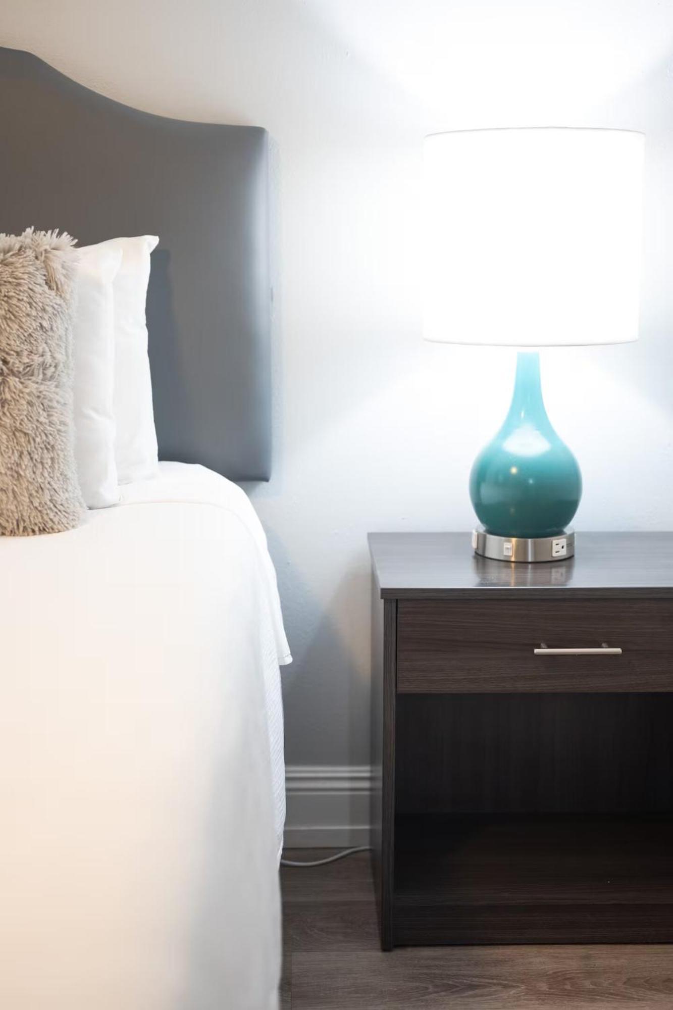 Elegant 1br W Pool & Hot Tub On Frenchmen St Aparthotel 4*