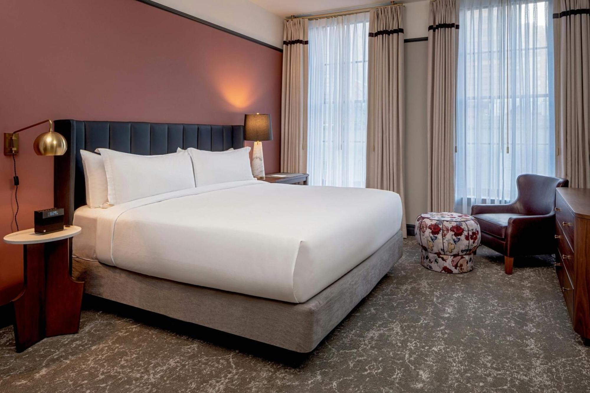 The Eliza Jane, Autograph Collection New Orleans