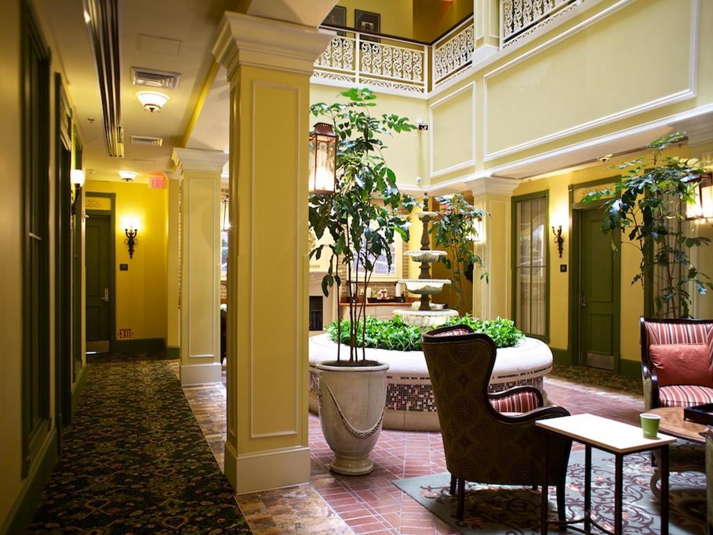 Club Wyndham La Belle Maison New Orleans