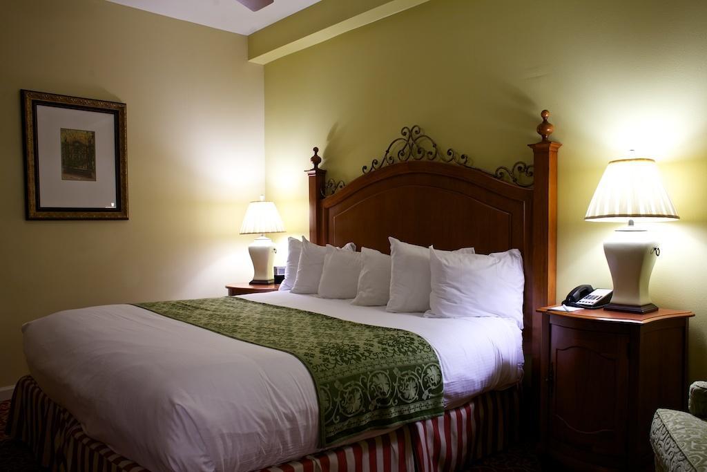 Resort Club Wyndham La Belle Maison New Orleans